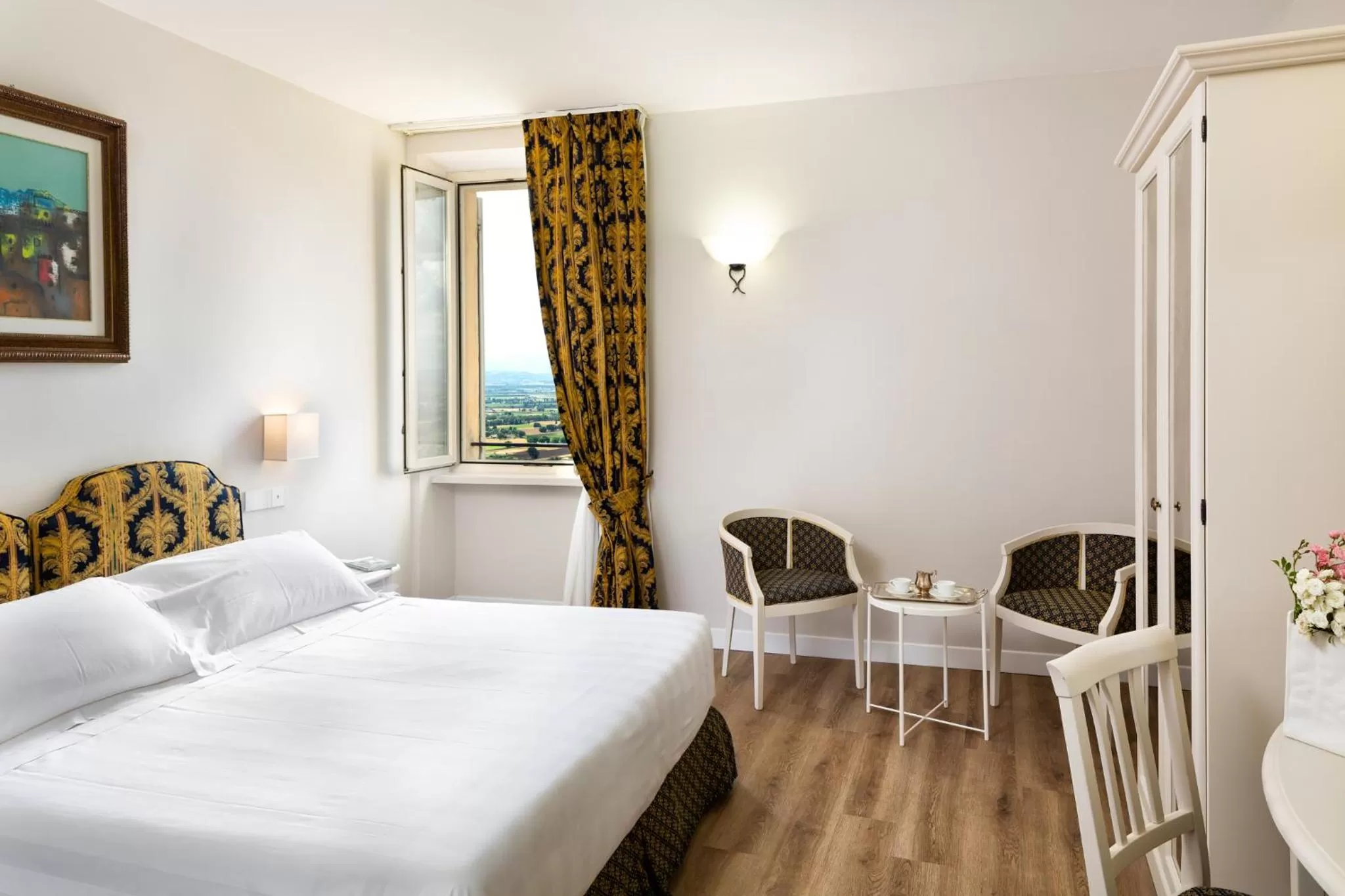 Bed in Hotel Fontebella