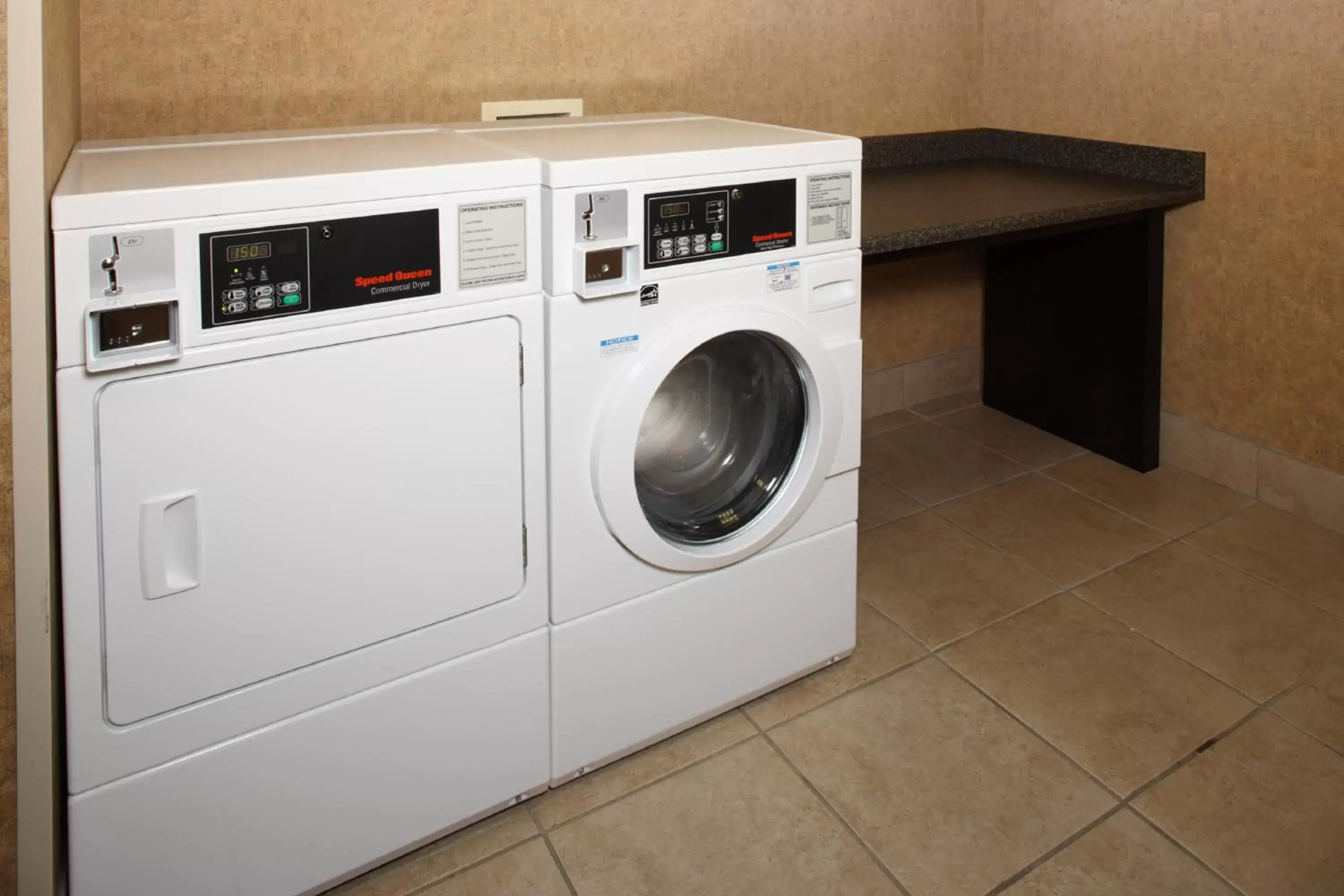 Other, Kitchen/Kitchenette in Springdale Inn & Suites