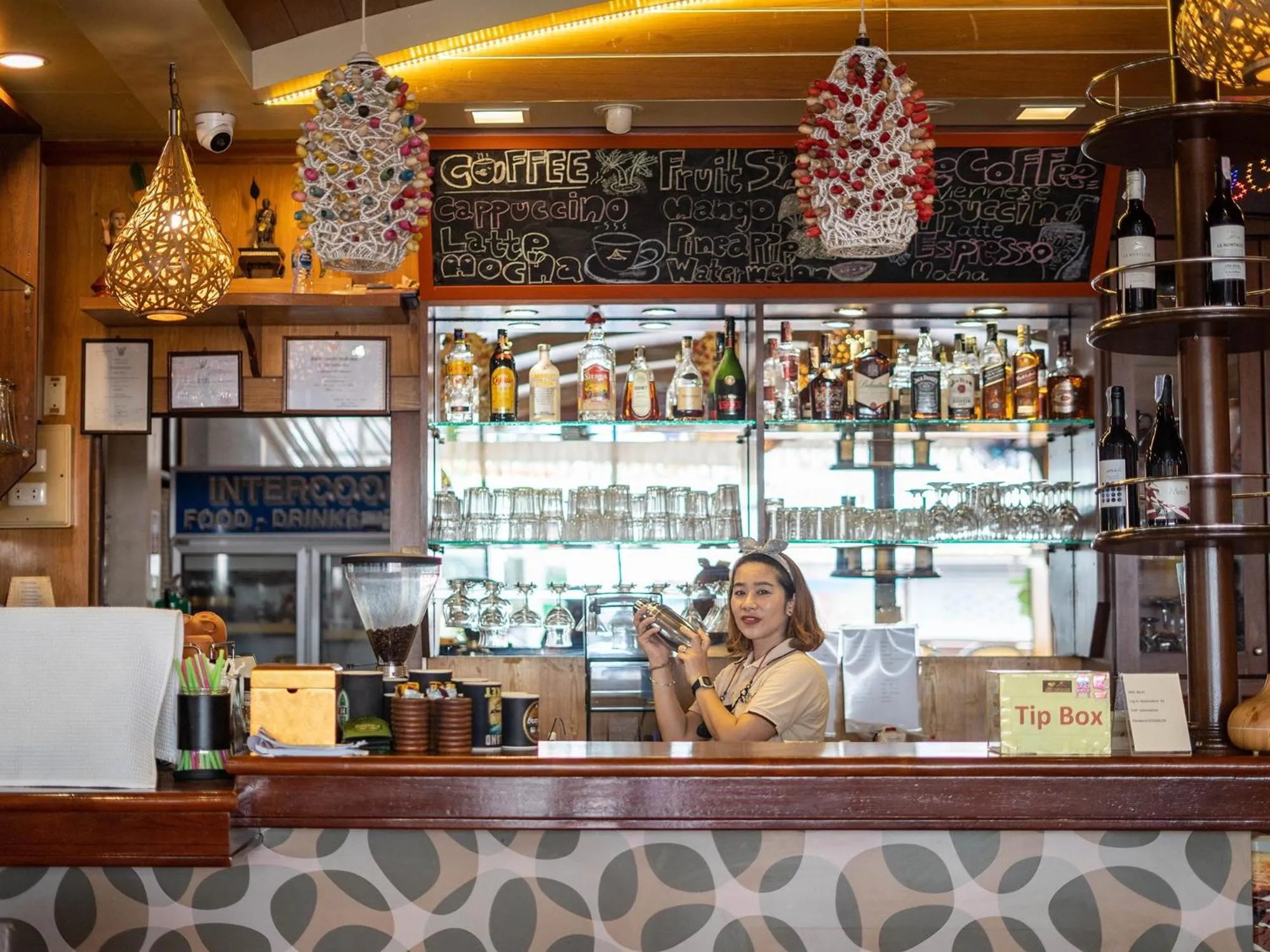 Lounge or bar in Baan Sailom Hotel Phuket - Sha Extra Plus