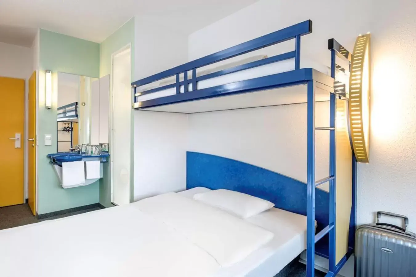 Bed in Ibis budget Hannover Hbf Bed in Ibis budget Hannover Hbf