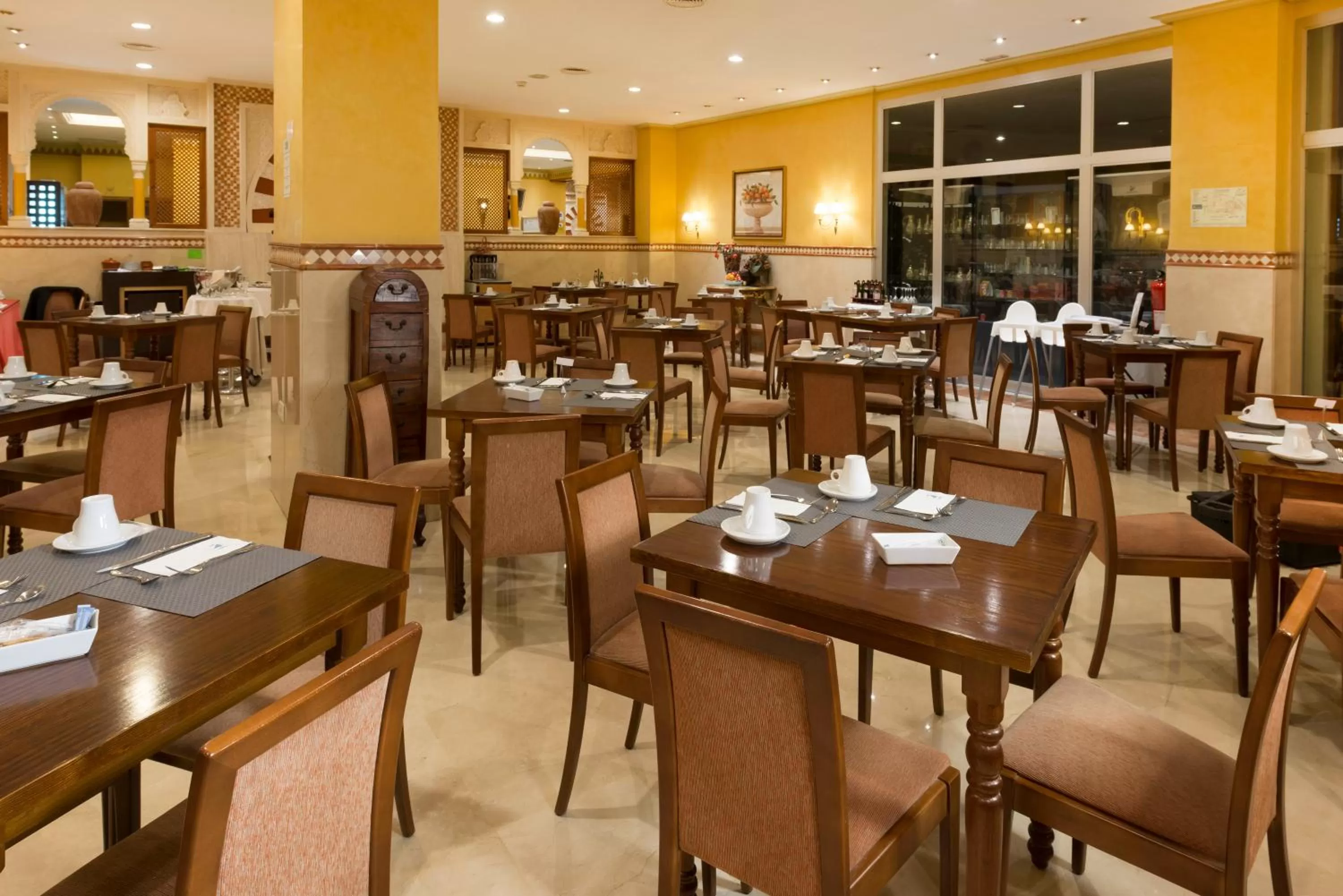 Restaurant/places to eat in Eurostars Maimonides