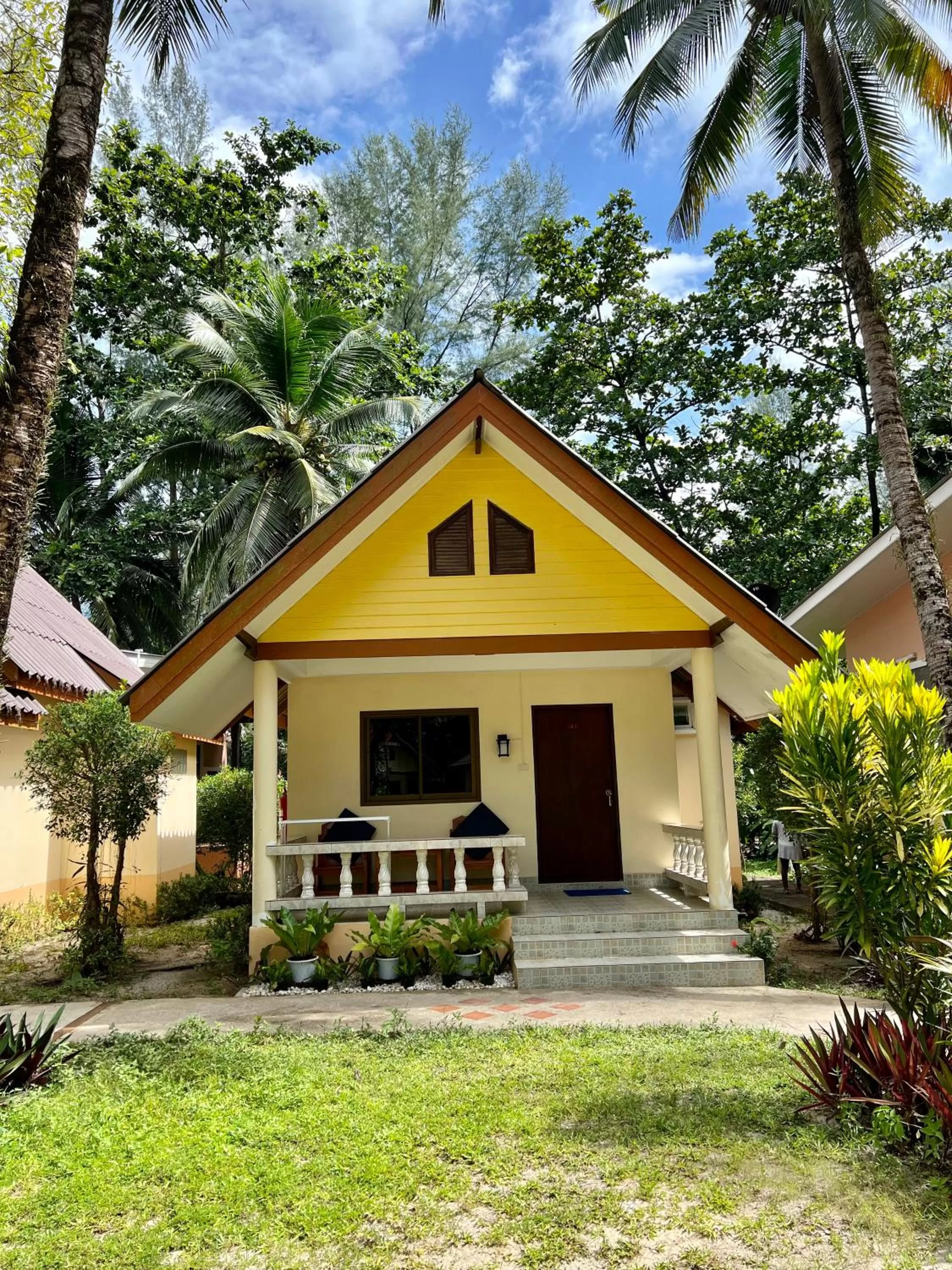 Ao Thong beach Resort