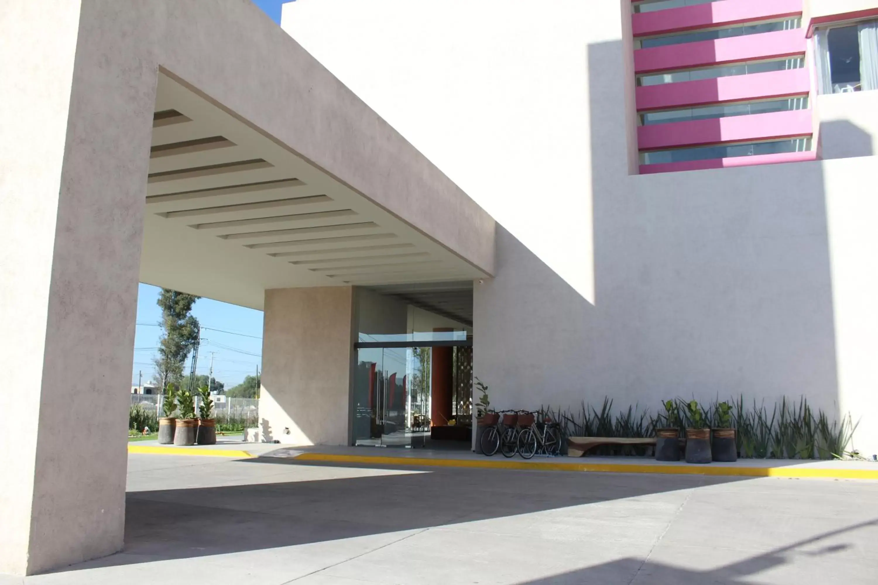 Street view, Property Building in Hotel México Plaza Querétaro