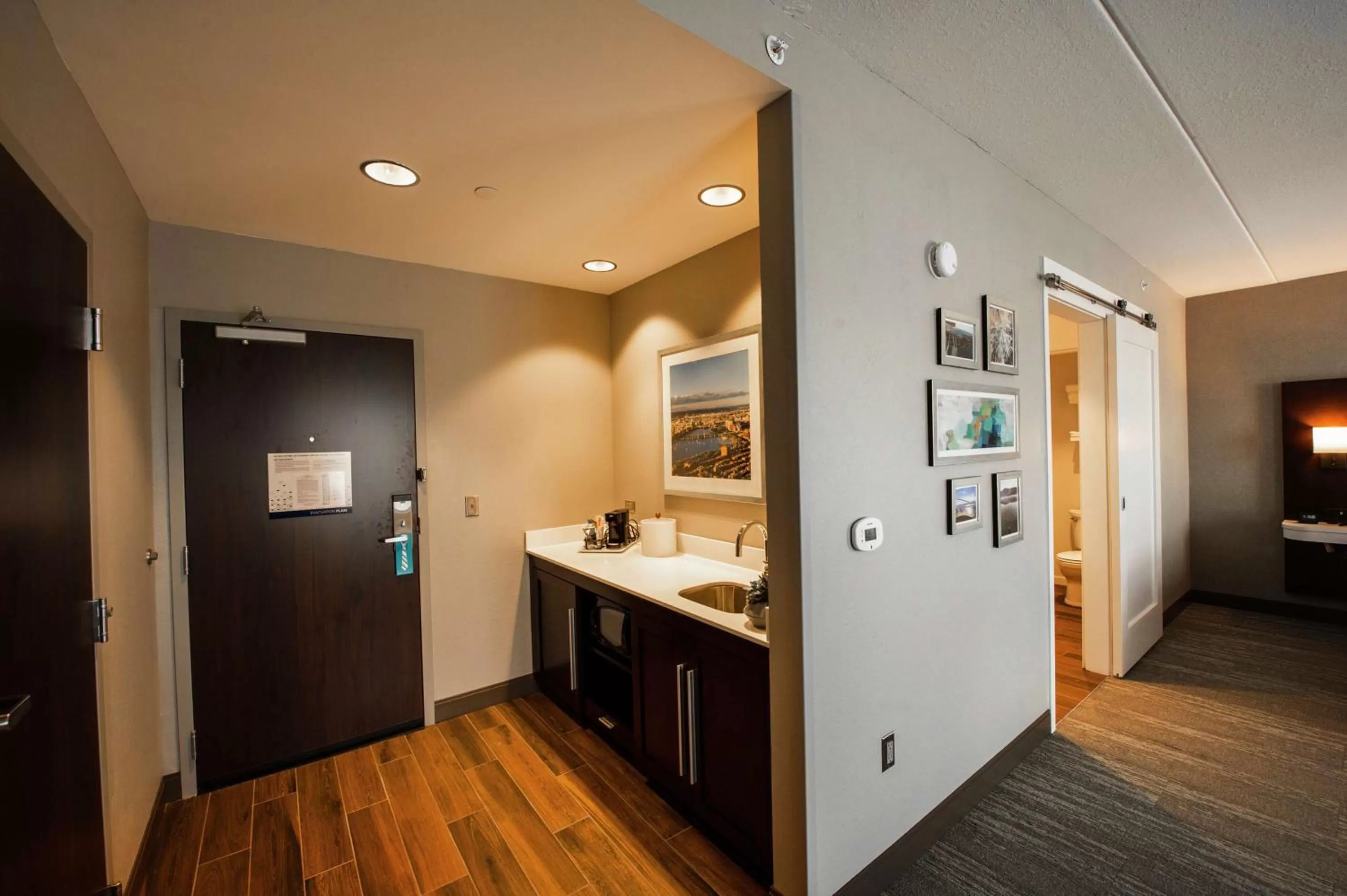 Photo of the whole room in Hampton Inn & Suites/Foxborough/Mansfield