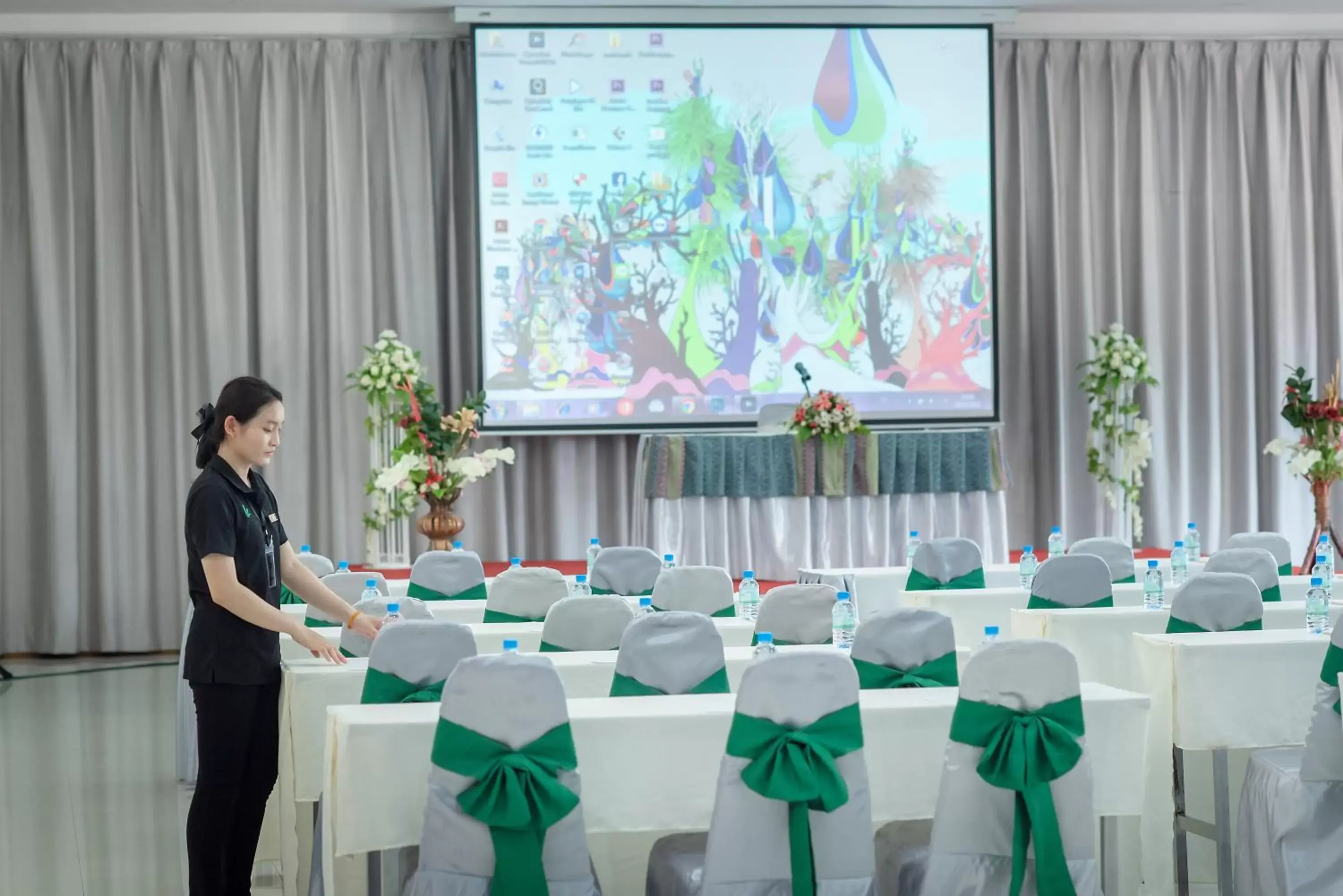 Meeting/conference room, Banquet Facilities in Park & Pool Resort