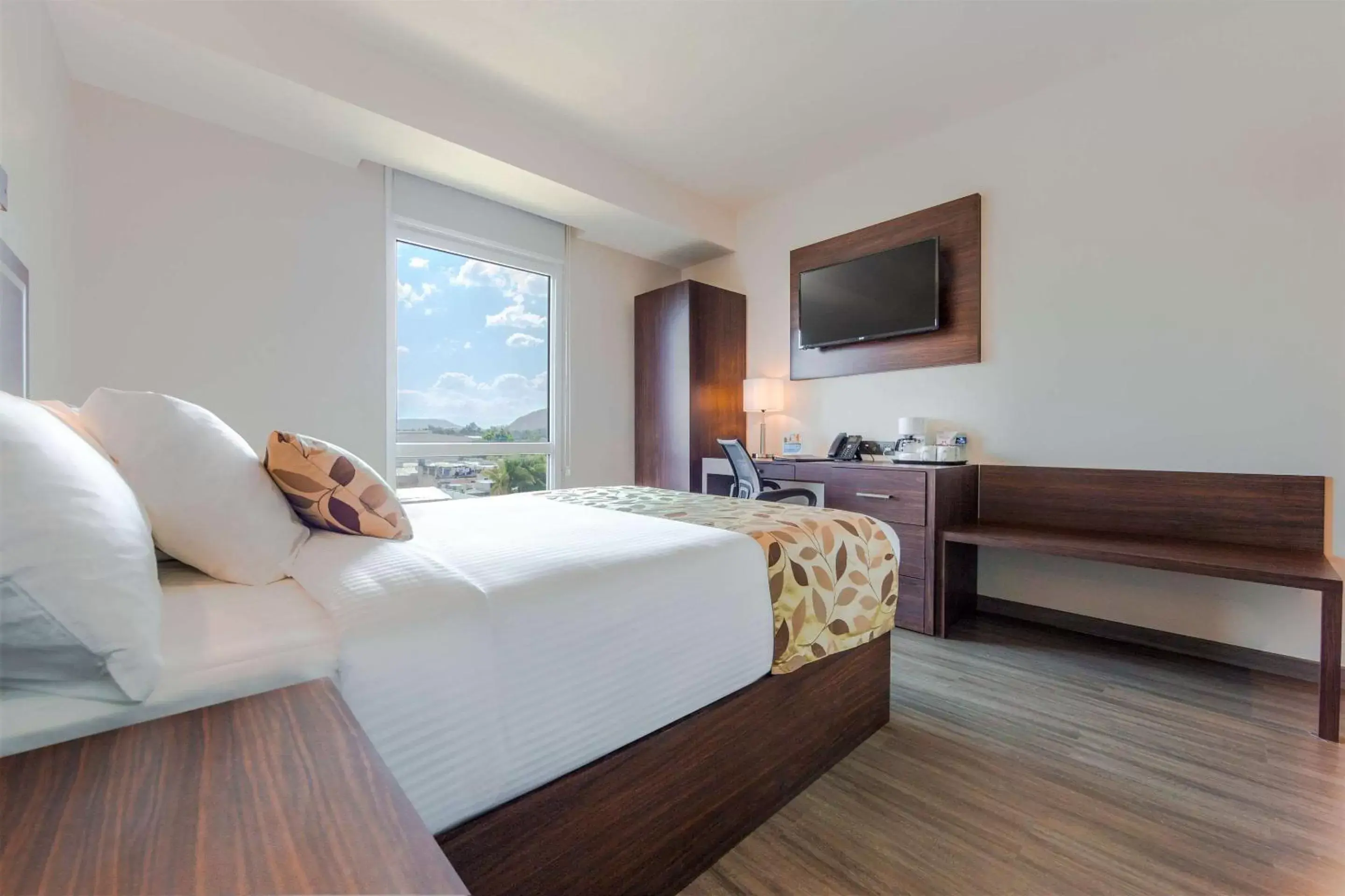 Photo of the whole room, Bed in Sleep Inn Guadalajara Galerias Photo of the whole room, Bed in Sleep Inn Guadalajara Galerias