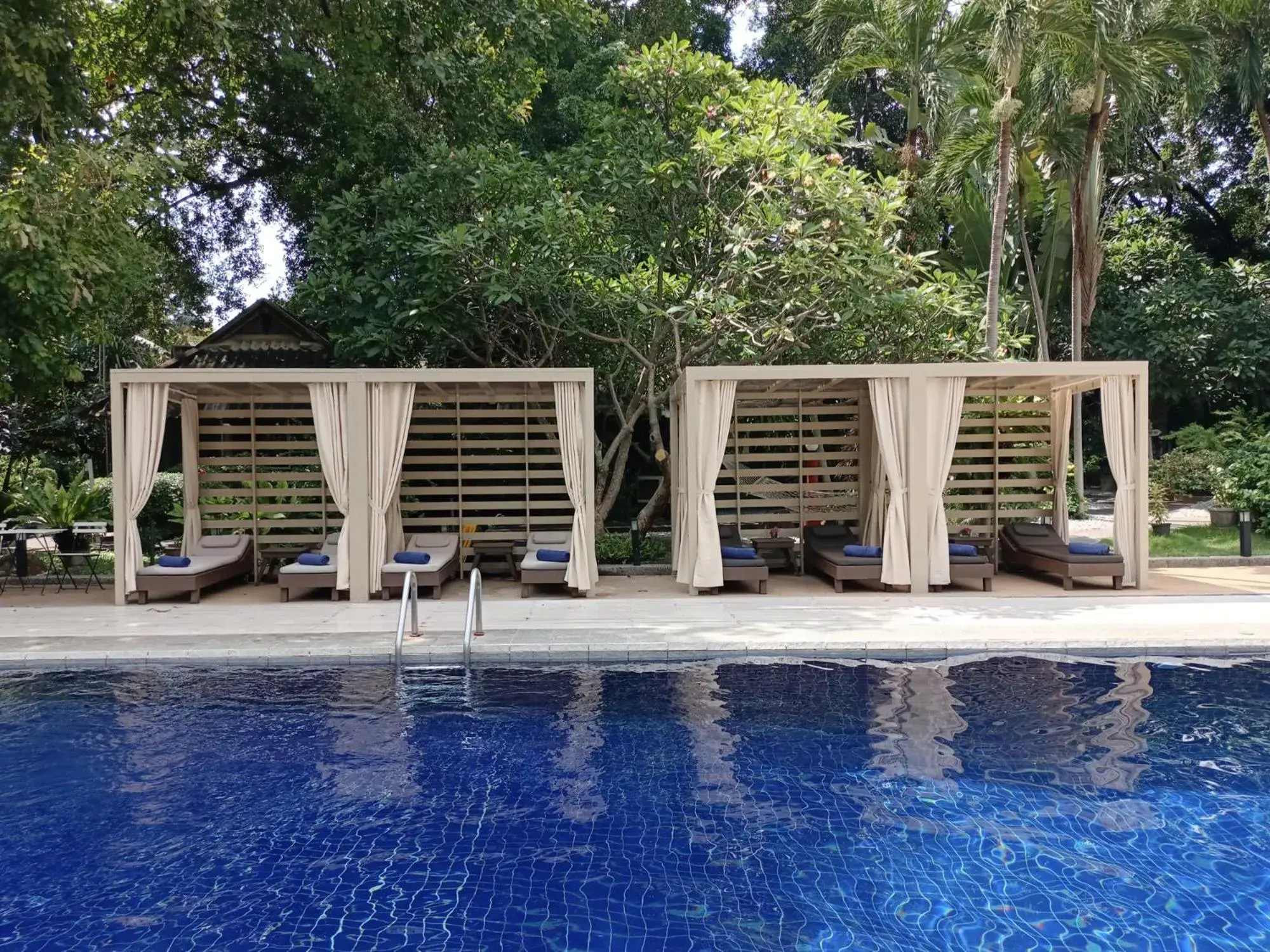 Swimming Pool in Let's Hyde Pattaya Resort & Villas - Pool Cabanas