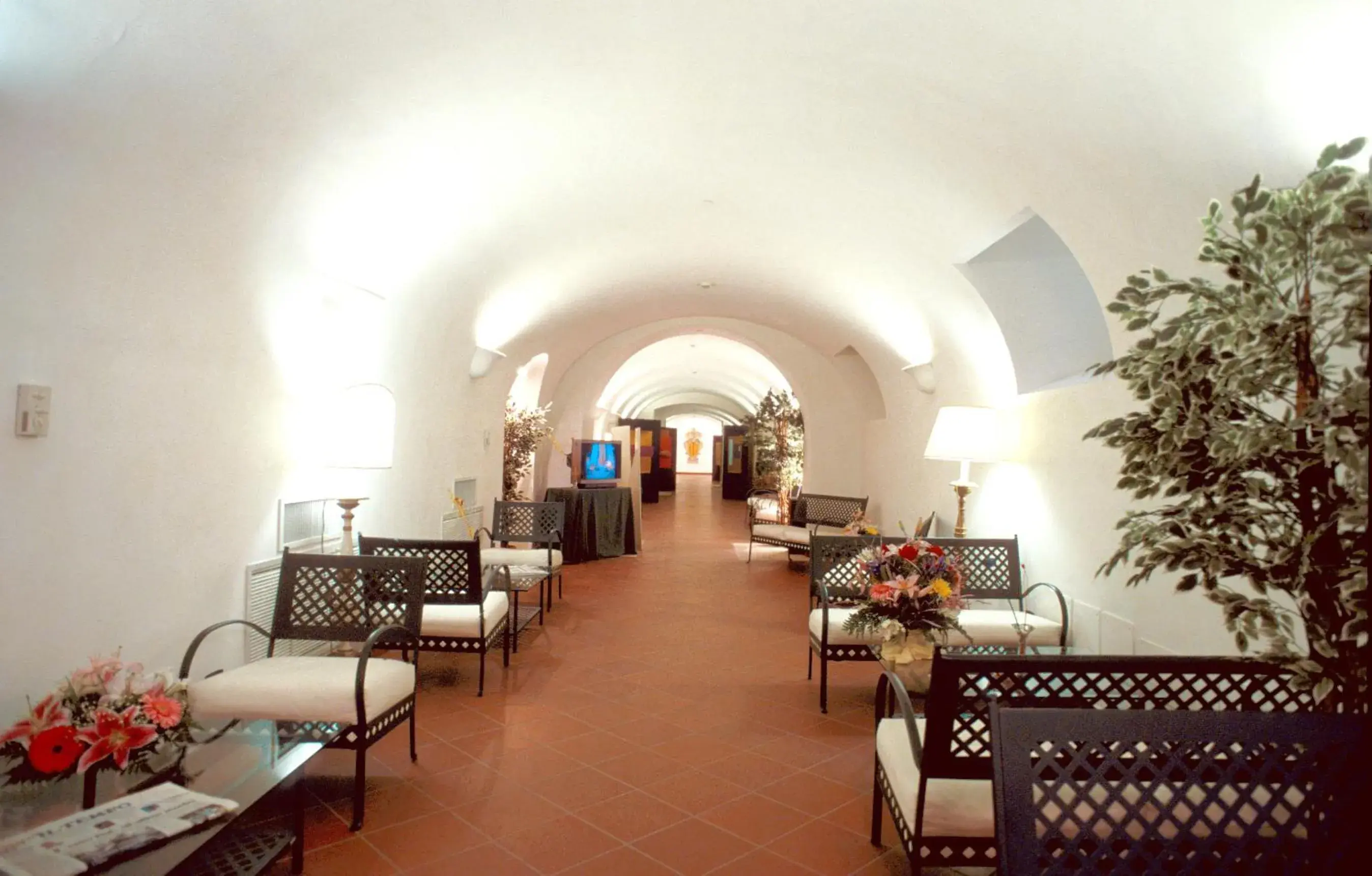 Communal lounge/ TV room, Restaurant/Places to Eat in Domus Sessoriana
