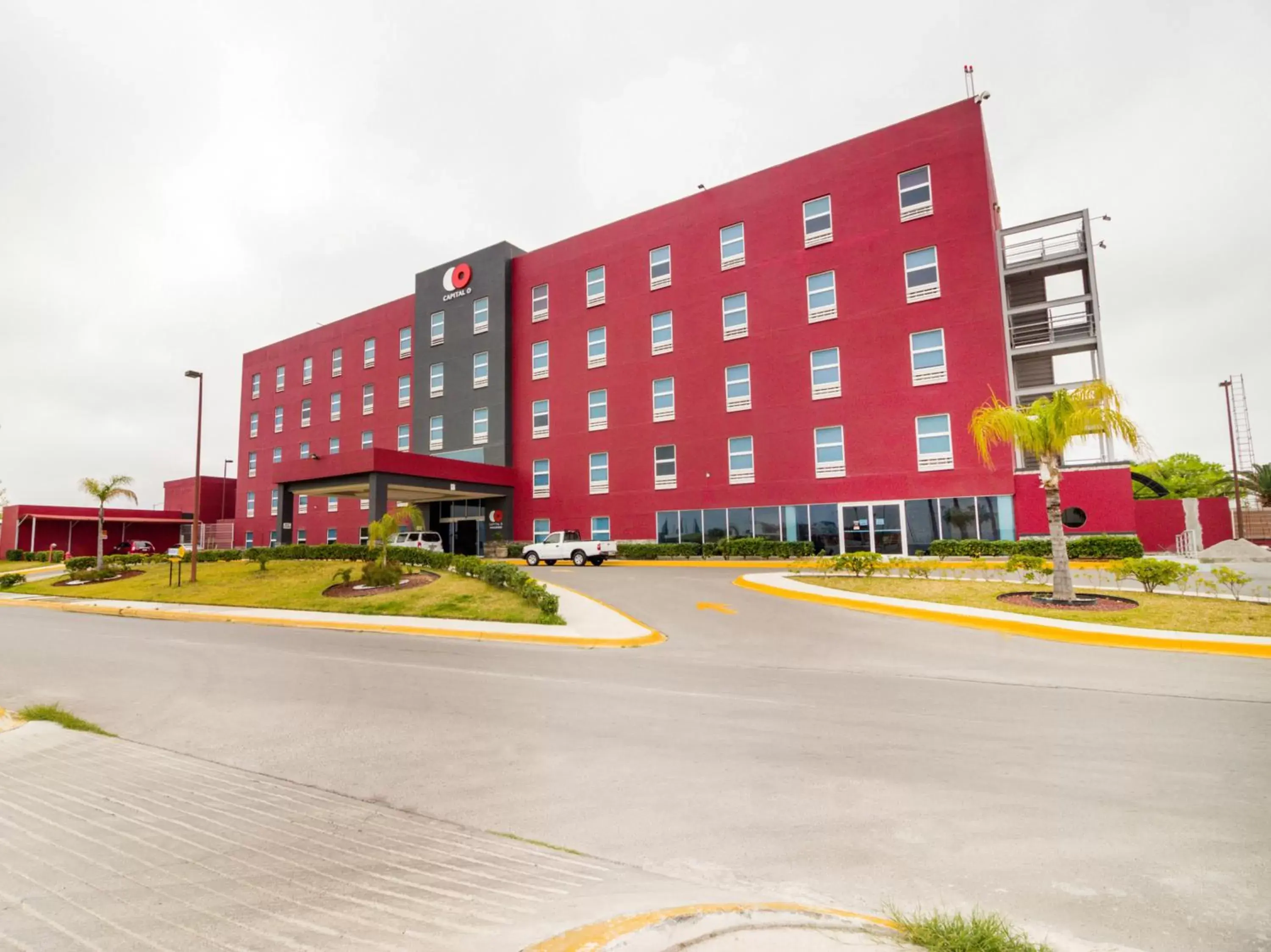 Property Building in Capital O Hotel Herederos, Piedras Negras