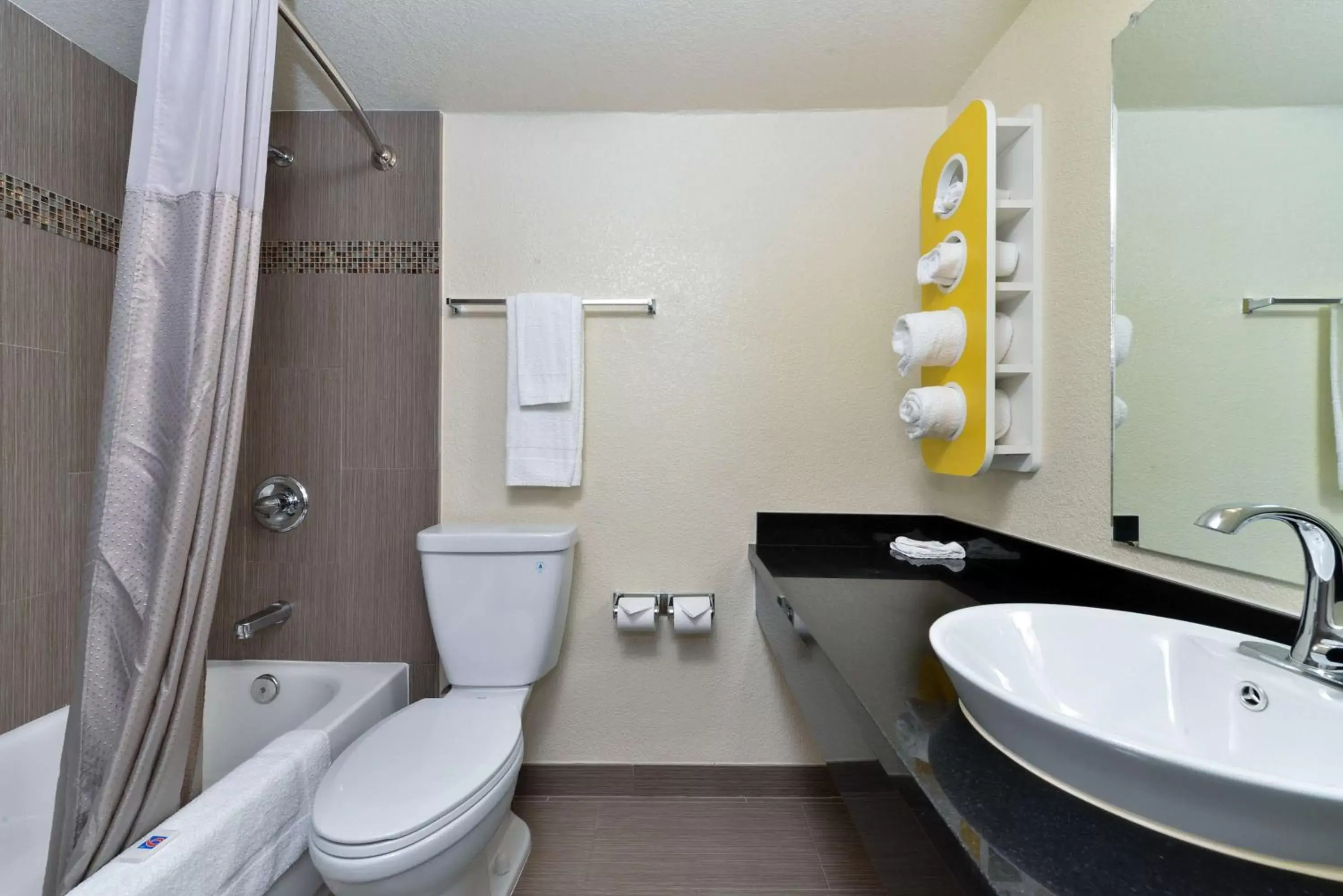 Toilet, Bathroom in Days Inn by Wyndham Brawley