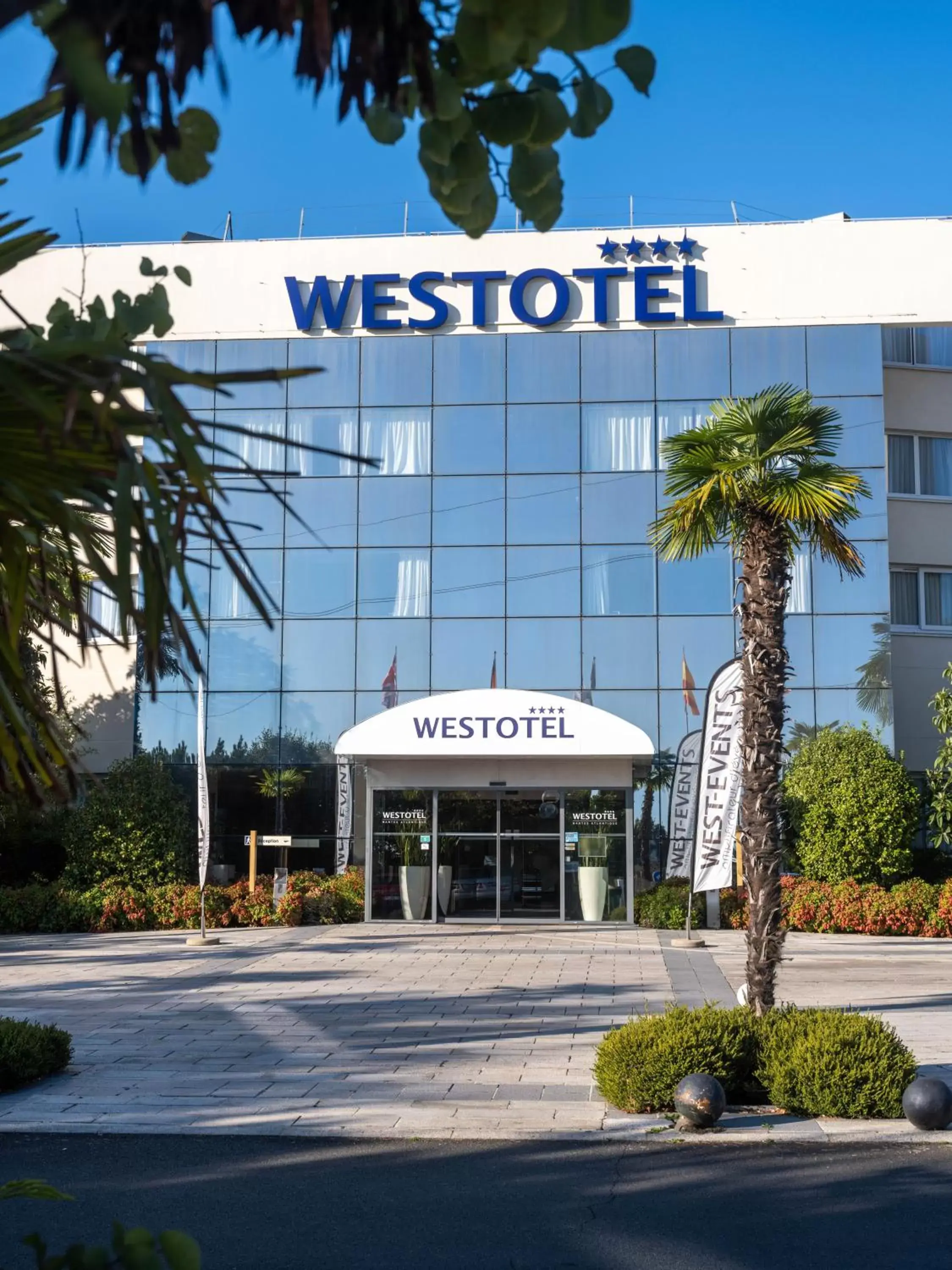 Facade/entrance, Property Building in Westotel Nantes Atlantique