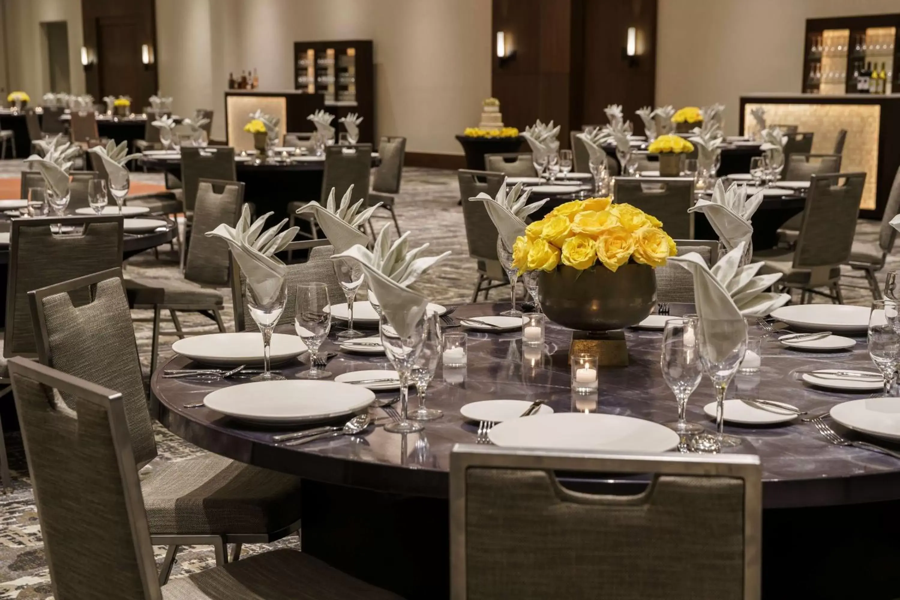 Lobby or reception, Restaurant/Places to Eat in Hyatt Regency Houston Galleria