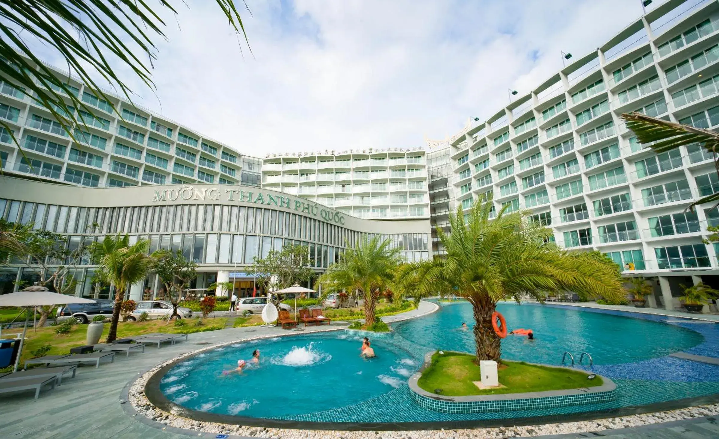 View (from property/room), Swimming Pool in Muong Thanh Luxury Phu Quoc Hotel