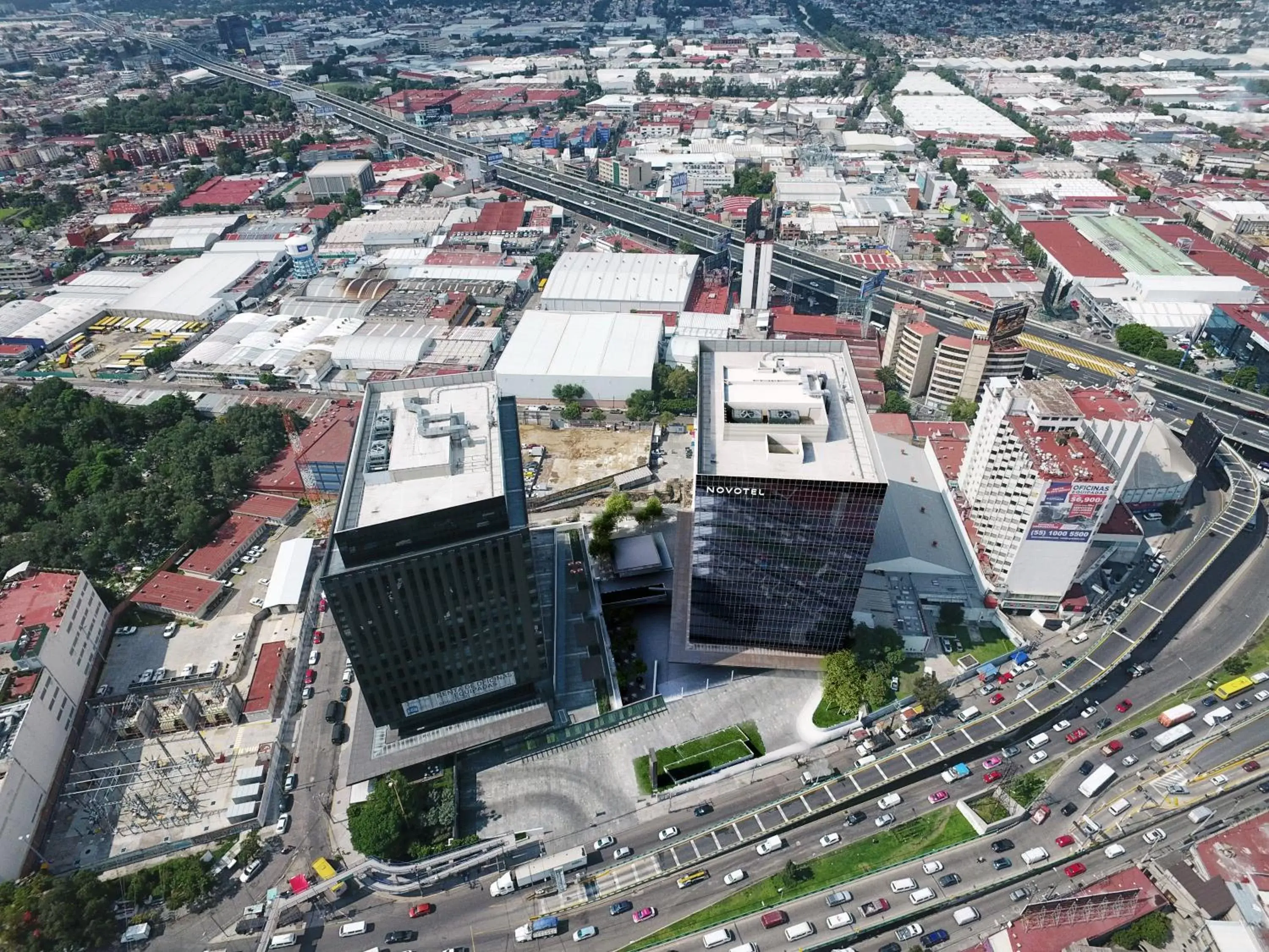 Property building, Bird's-eye View in Novotel Mexico City Toreo