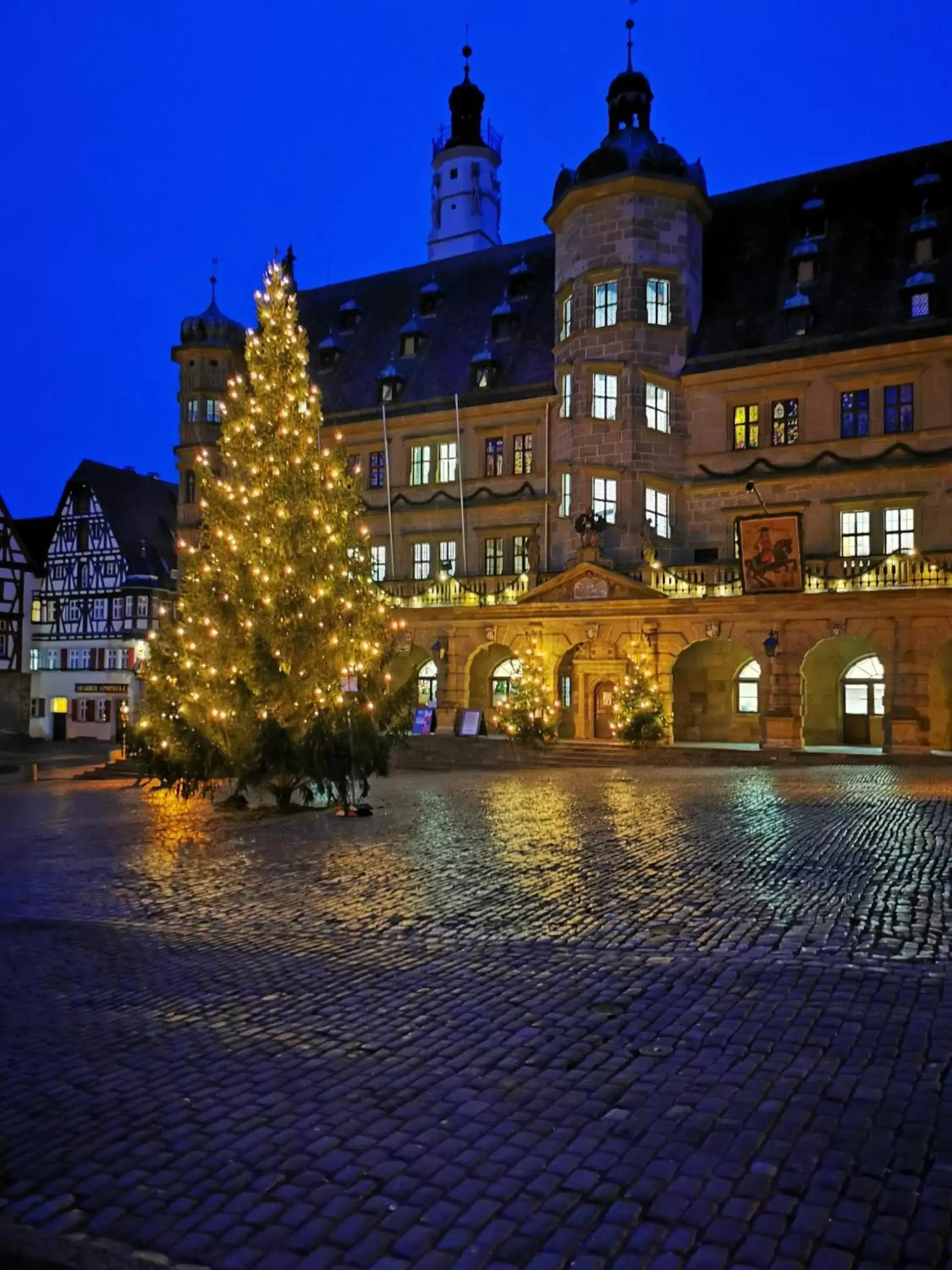 Nearby landmark, Property Building in Tilman Riemenschneider