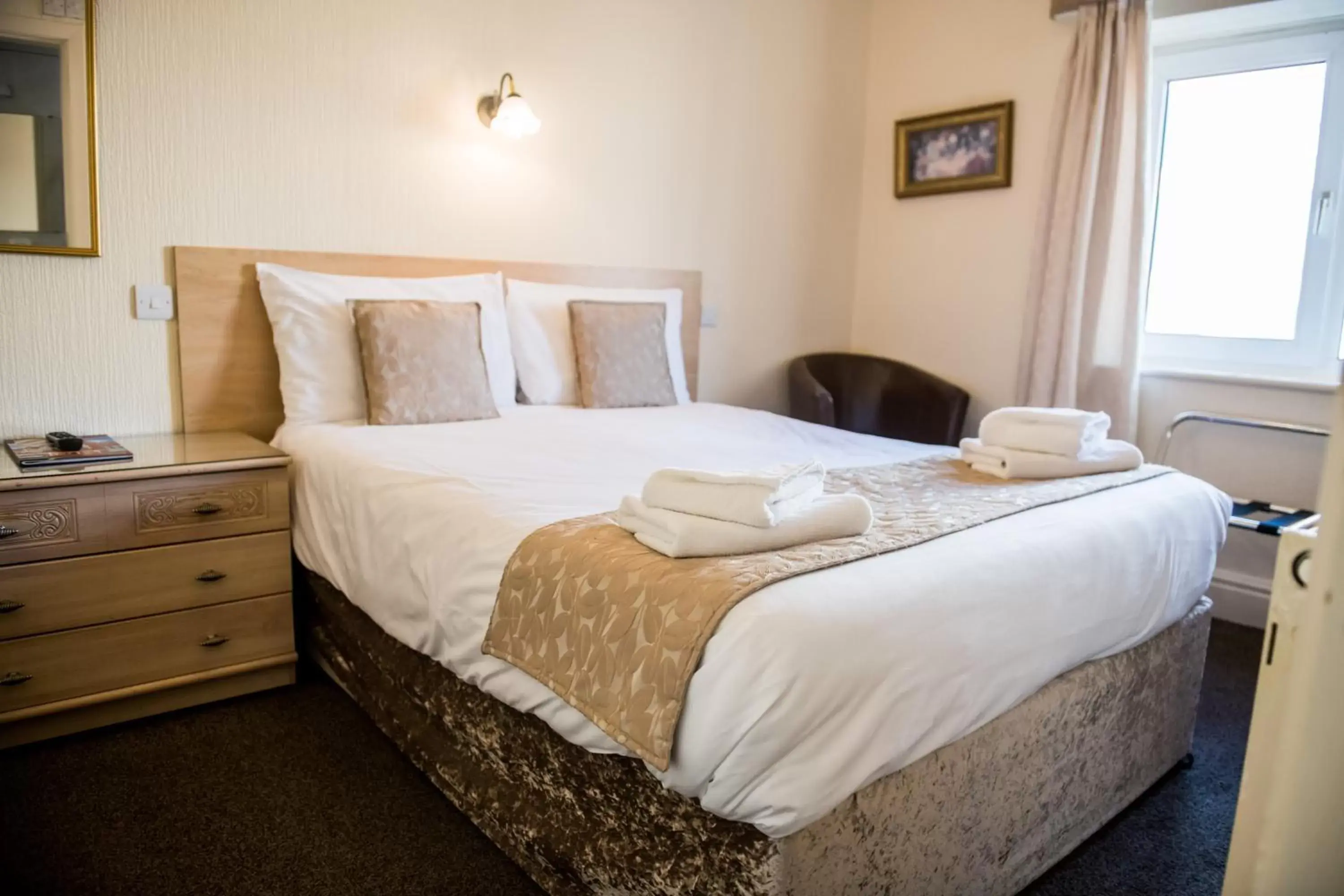 Bed in Clifton Park Hotel - Exclusive to Adults