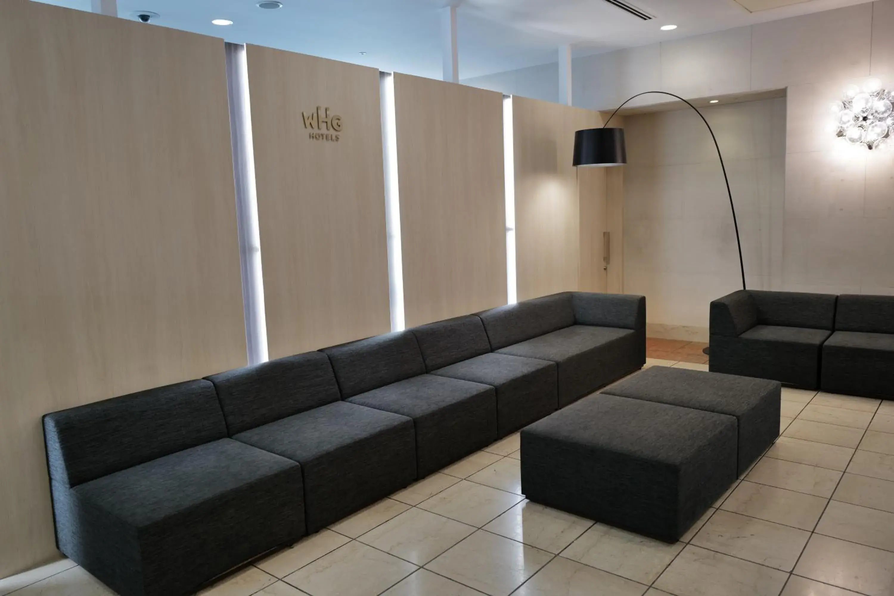 Lobby or reception, Seating Area in Yokohama Sakuragicho Washington Hotel