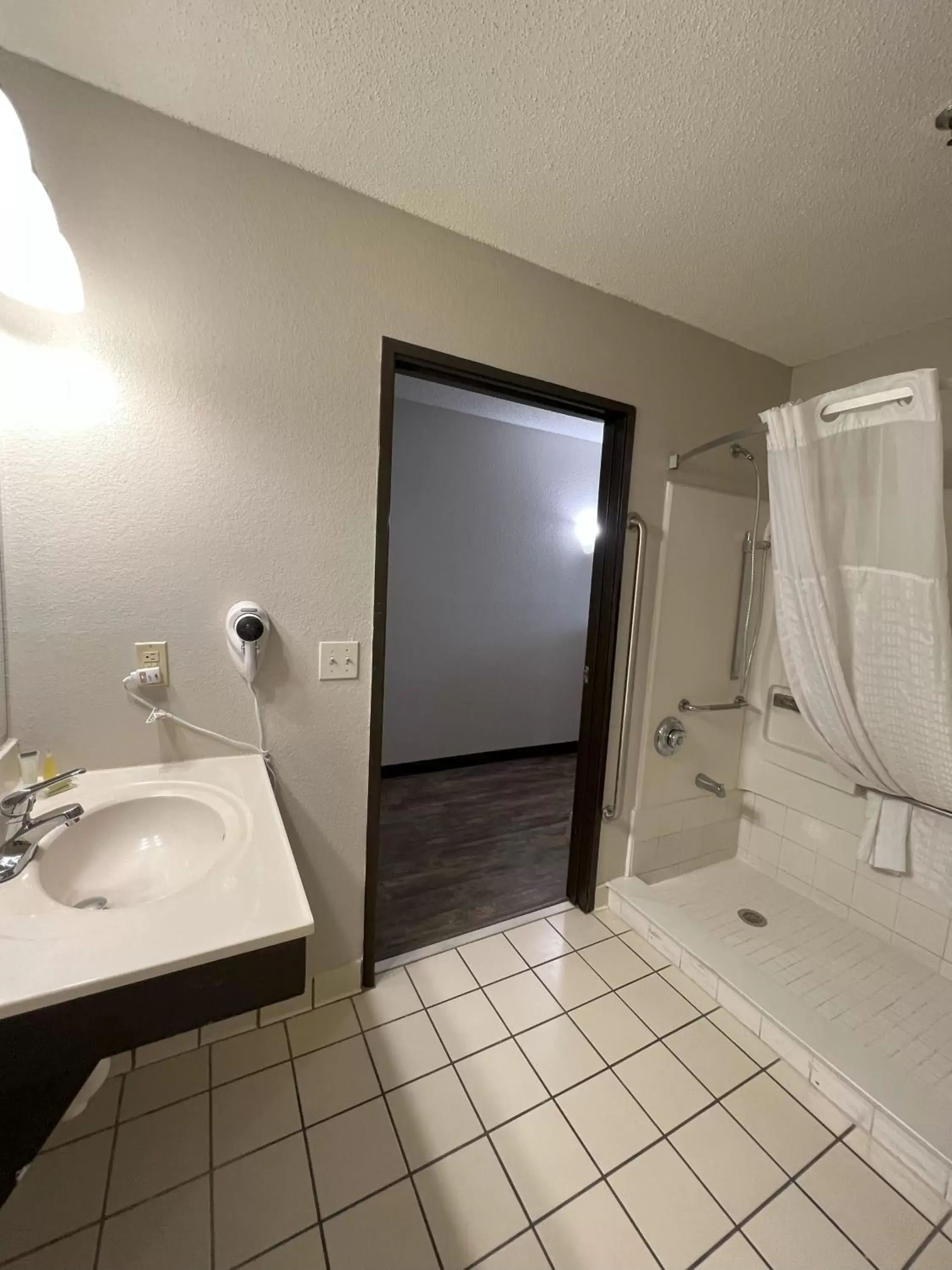 Shower, Bathroom in Days Inn by Wyndham Orange Park/Jacksonville