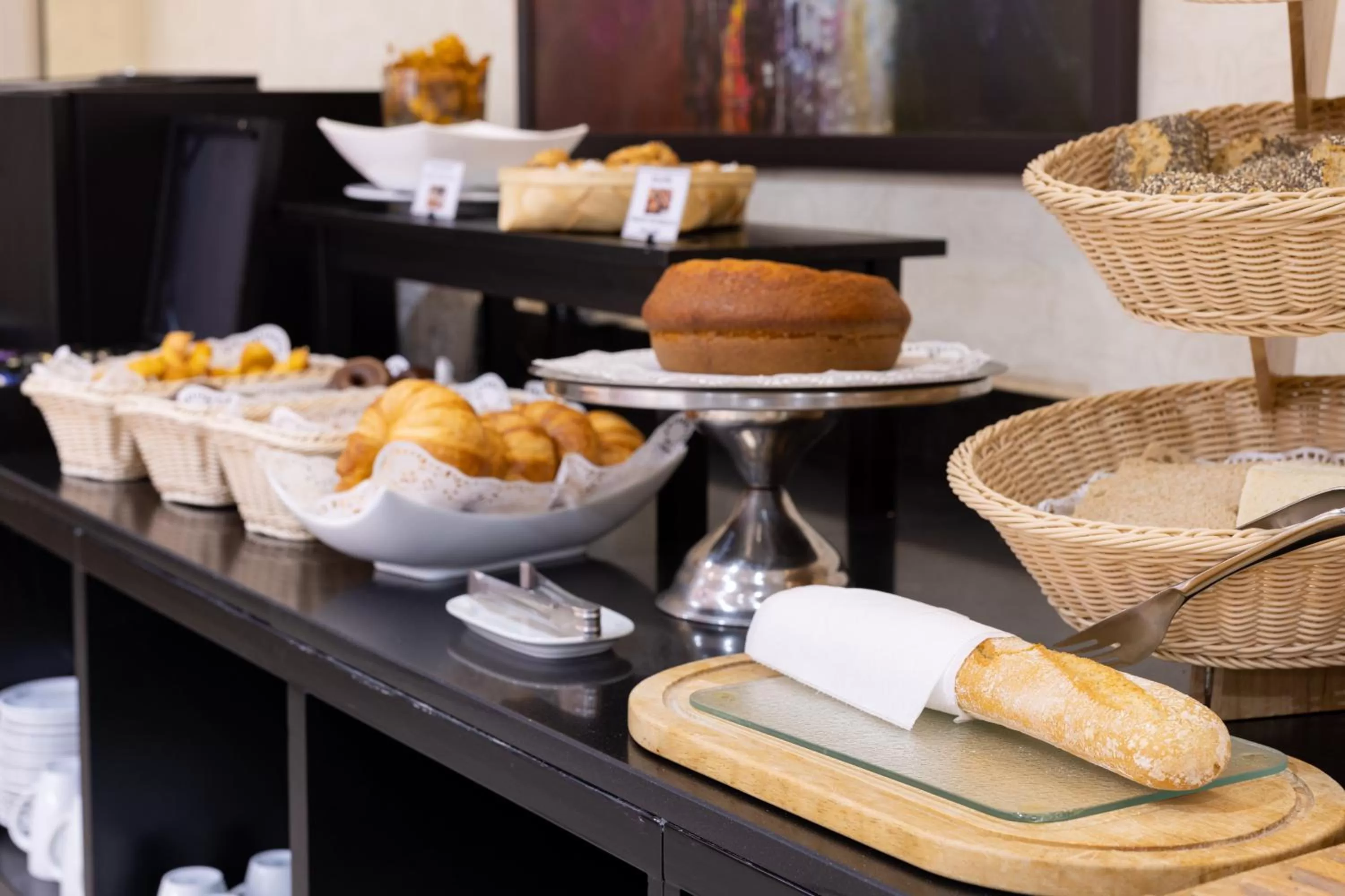 Restaurant/places to eat in Hotel Colon Rambla