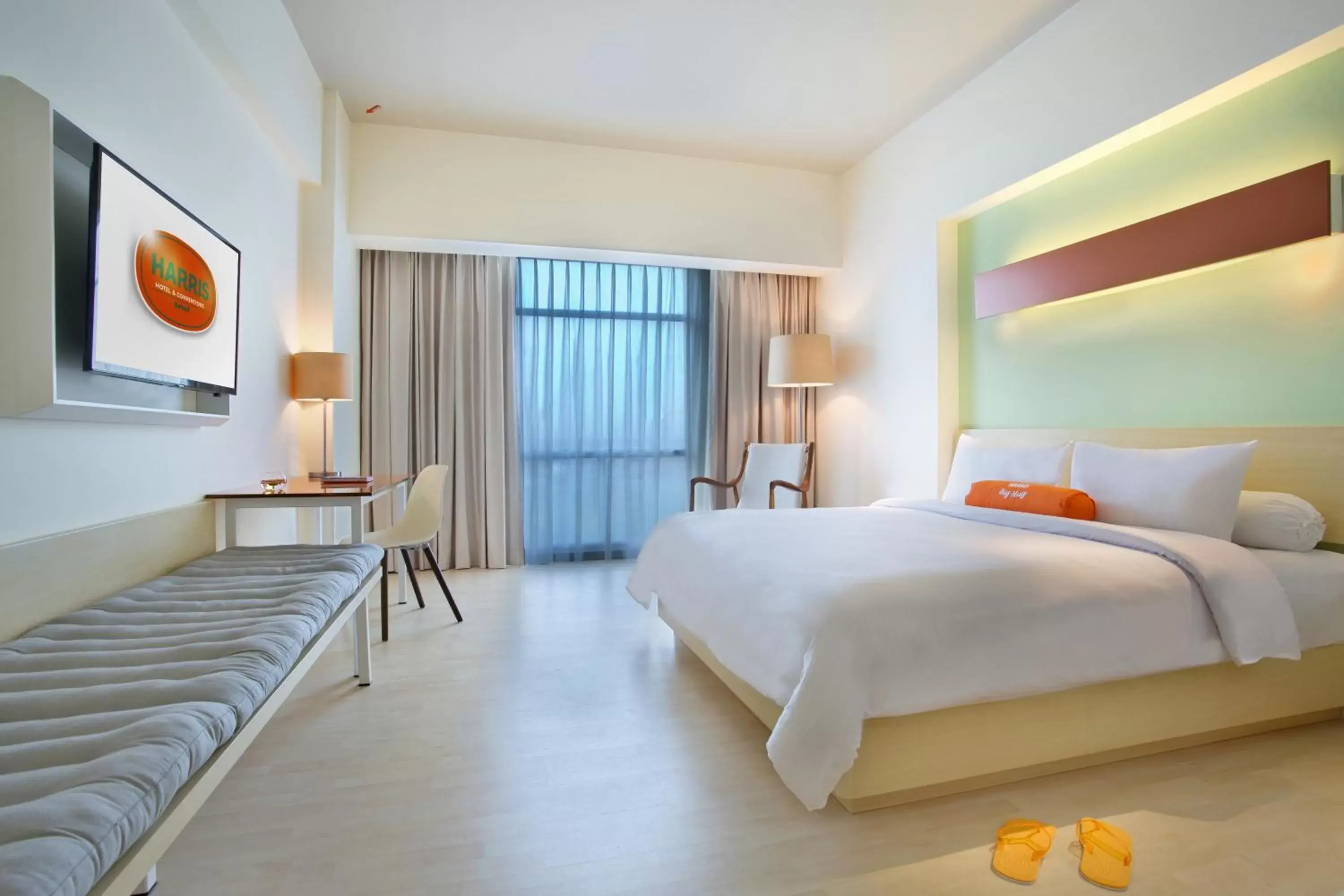 Bedroom in Harris Hotel And Conventions Bekasi