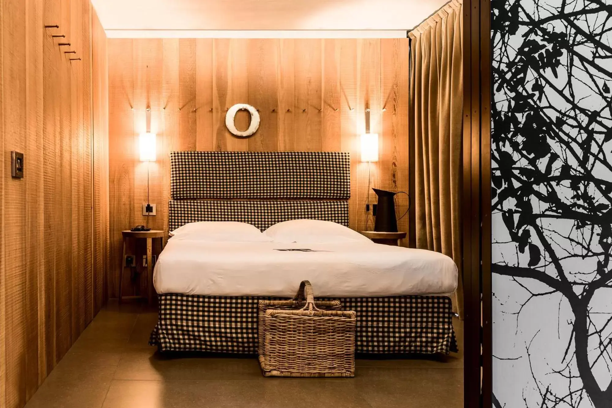 Double Room in Eden Hotel Double Room in Eden Hotel