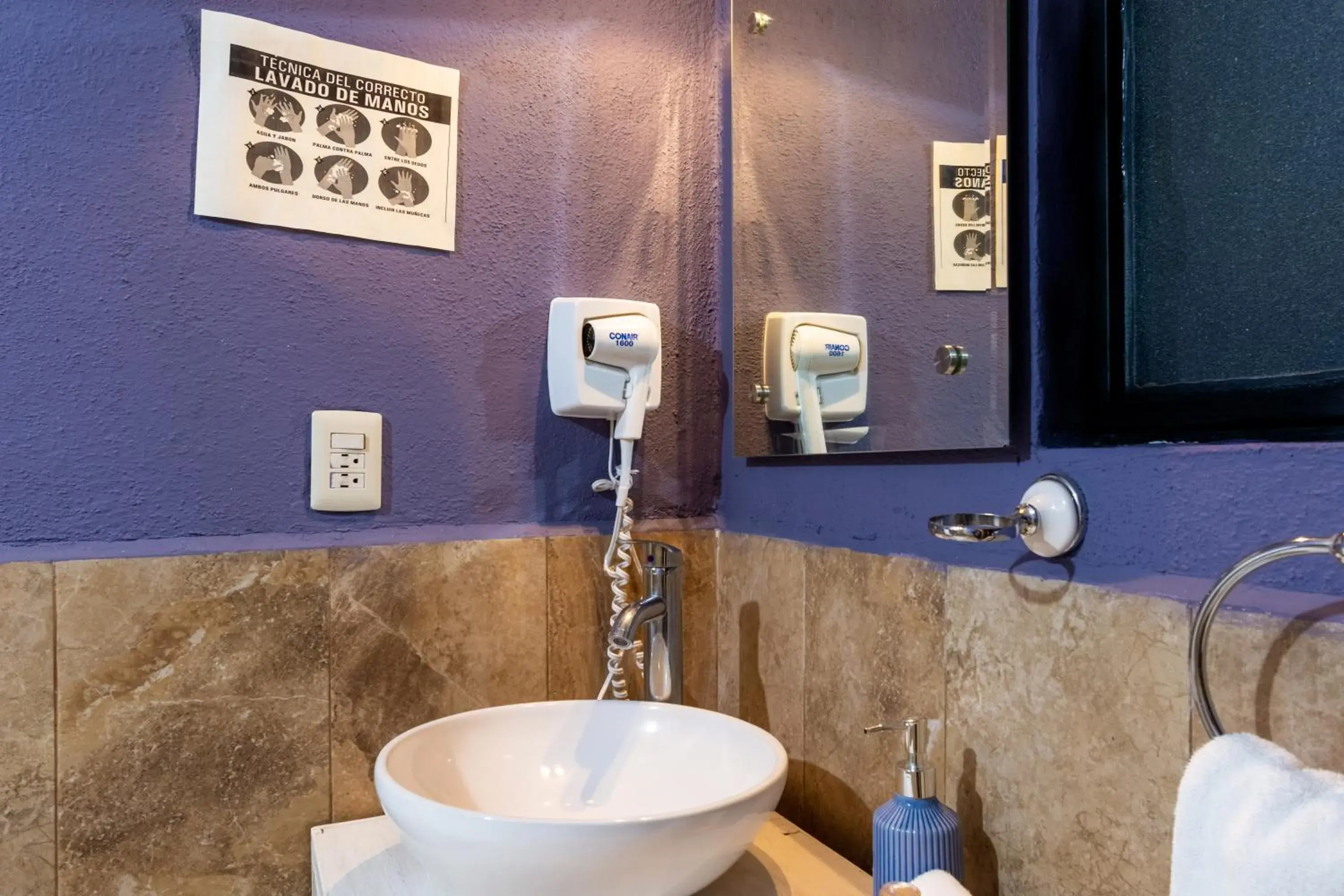 Bathroom in Hotel Casa Santamar