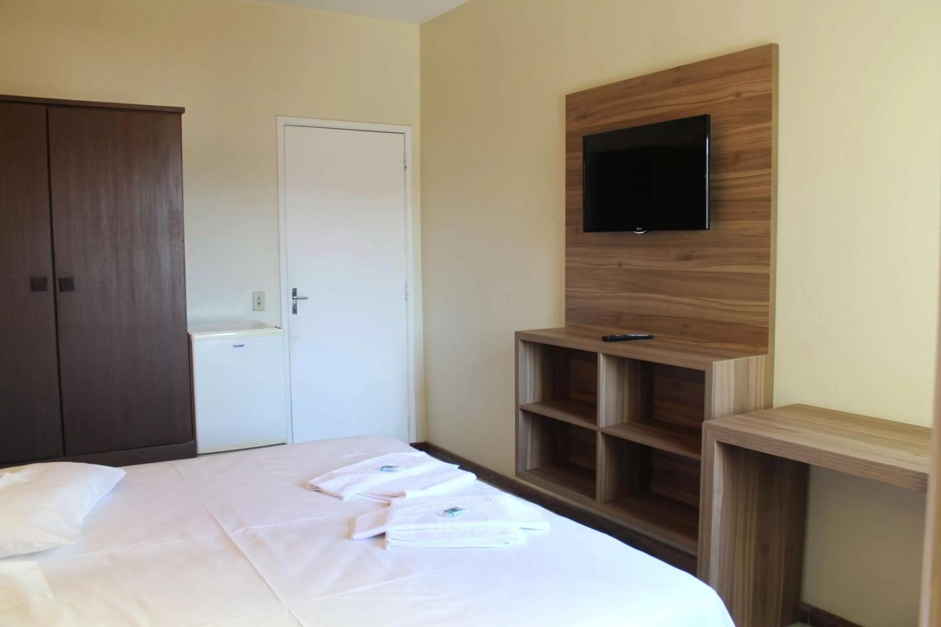 Bedroom, Bed in Espigão Palace Hotel