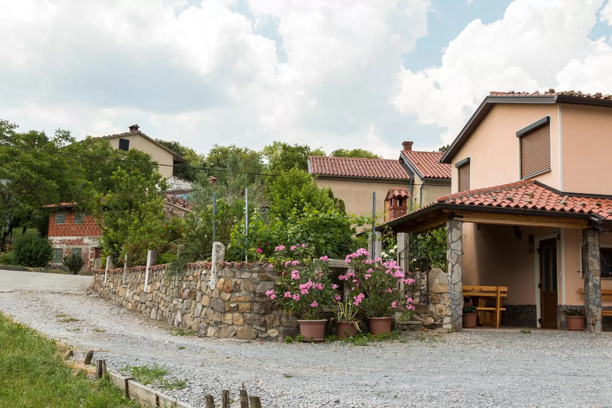 Property building in APARTMA in SOBE PILIH