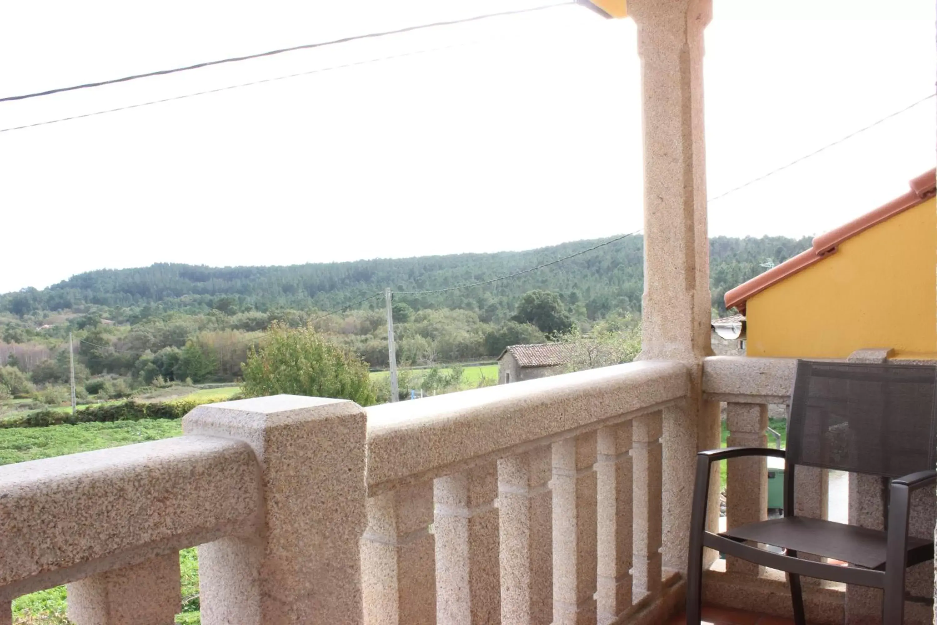 Balcony/Terrace in Apartamentos Río Sil