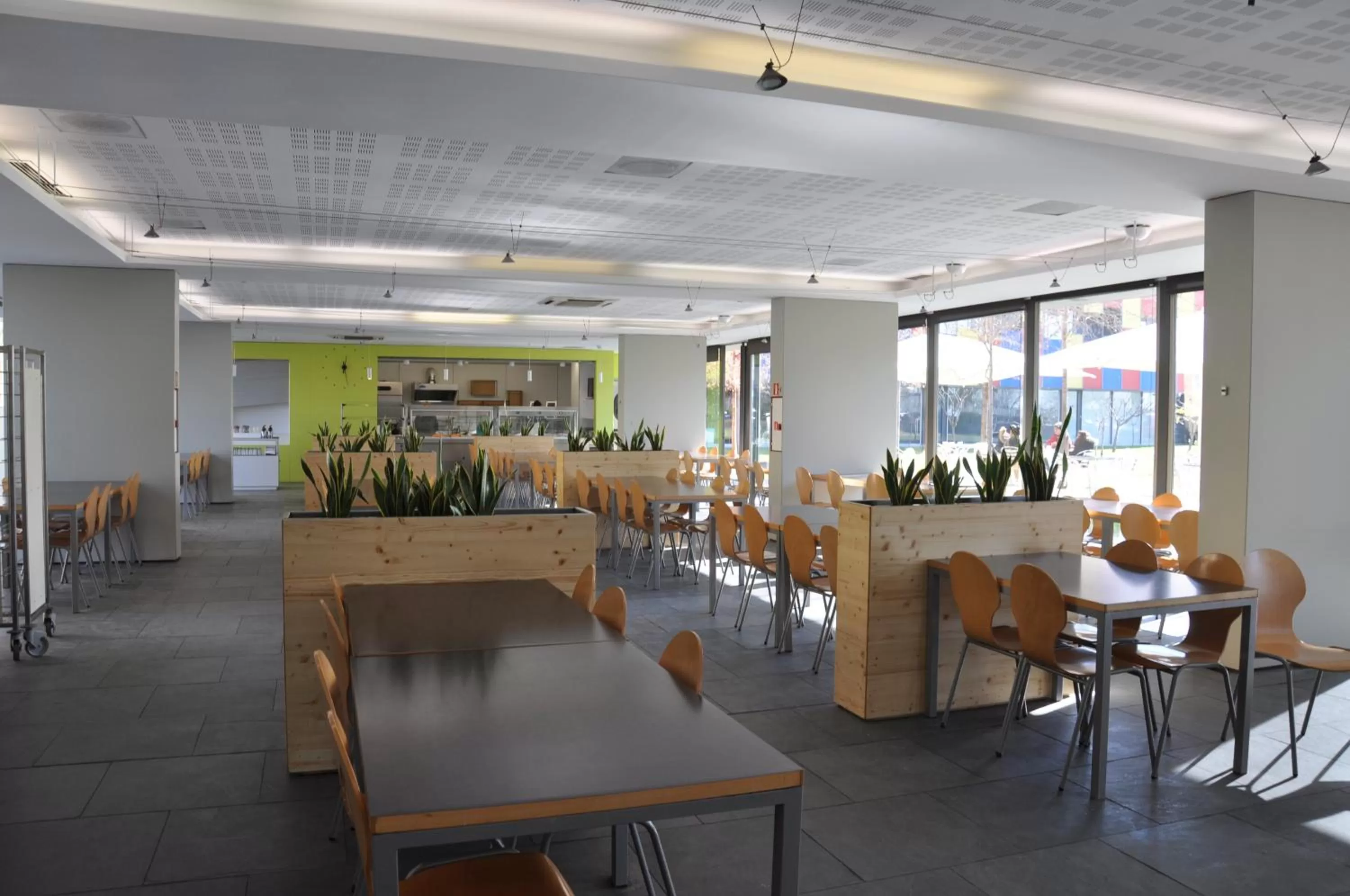 Restaurant/Places to Eat in Centre Esplai Albergue