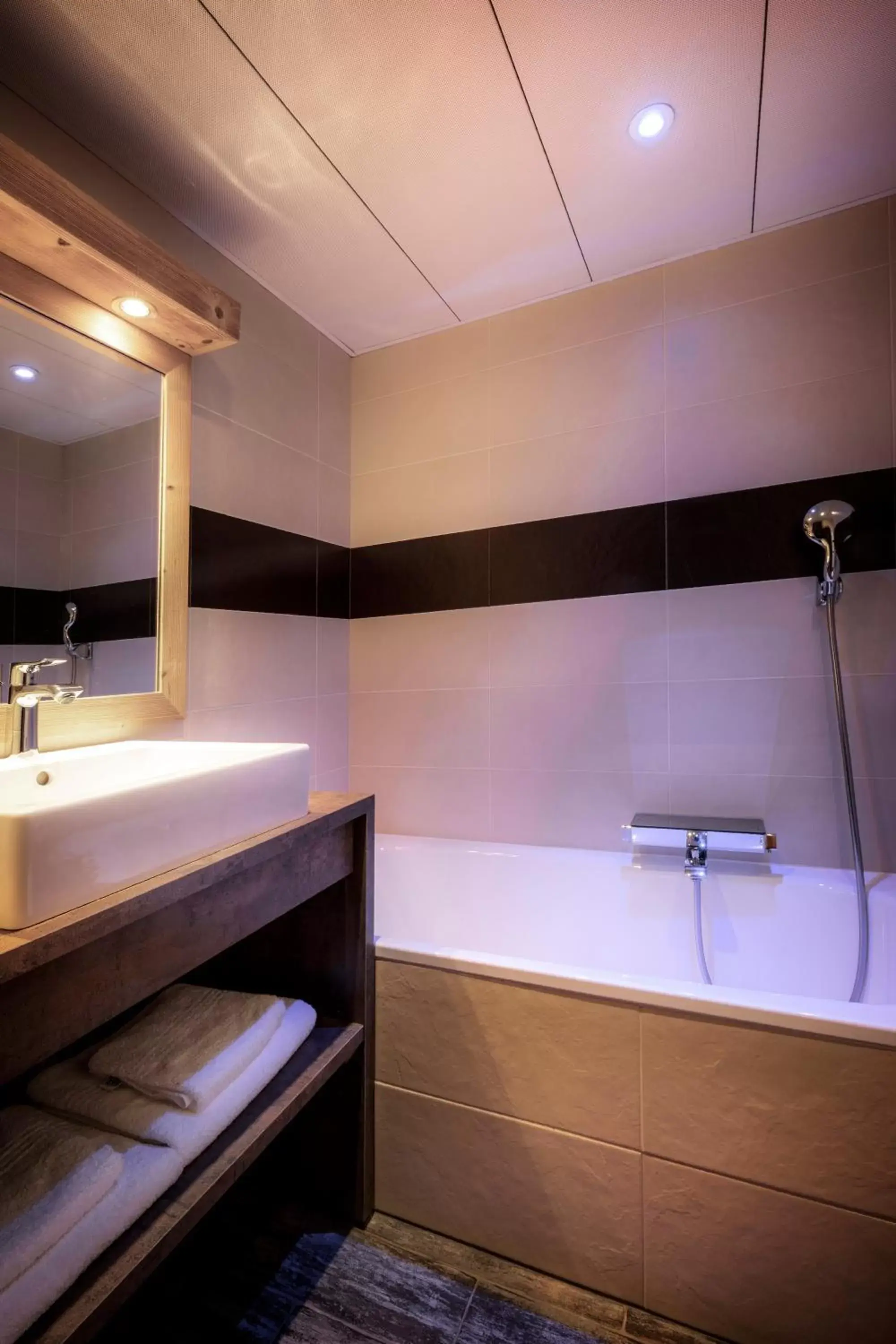 Bathroom in Hotel Le Littoral