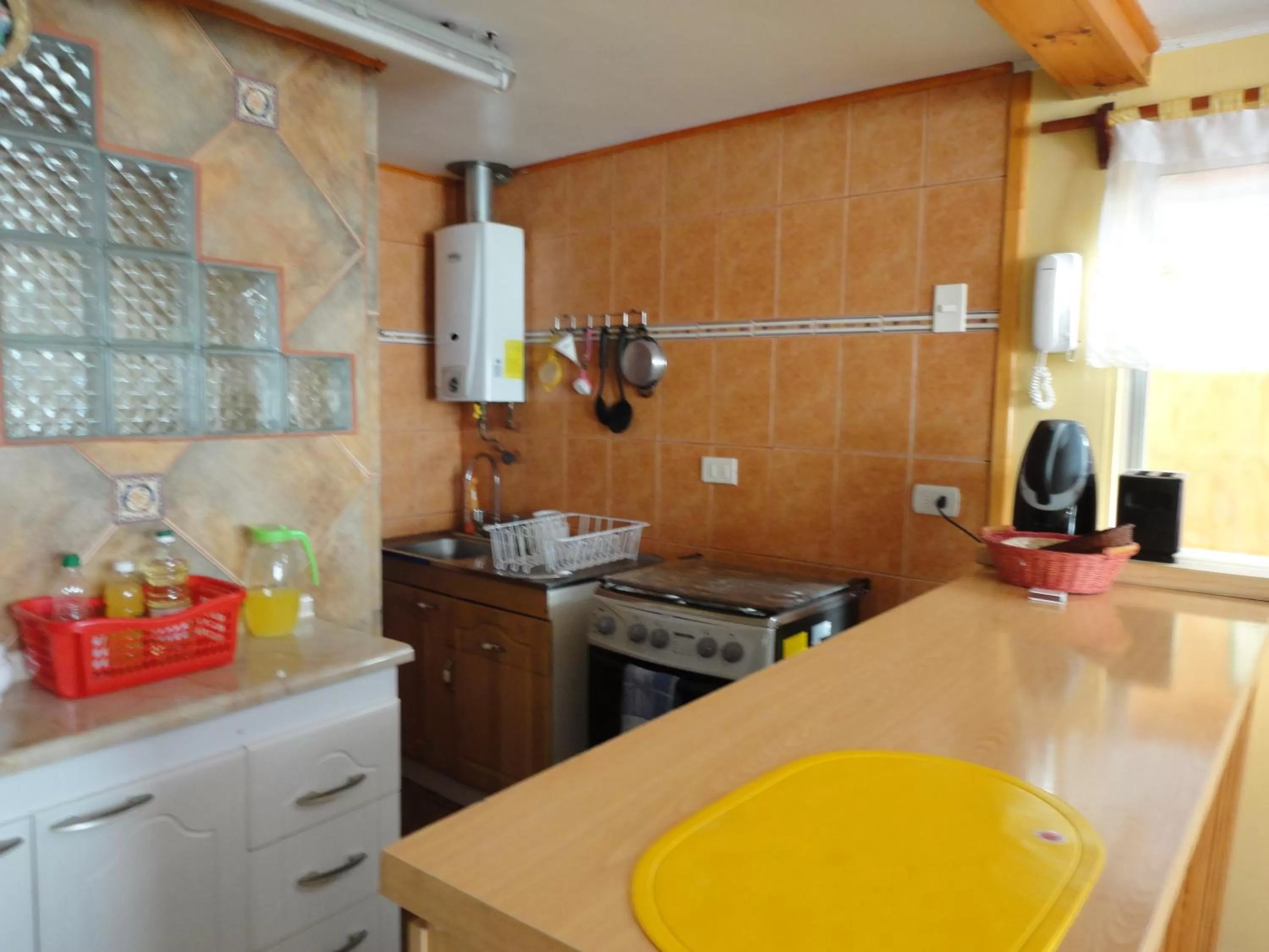 Kitchen or kitchenette in Hostal Miramar