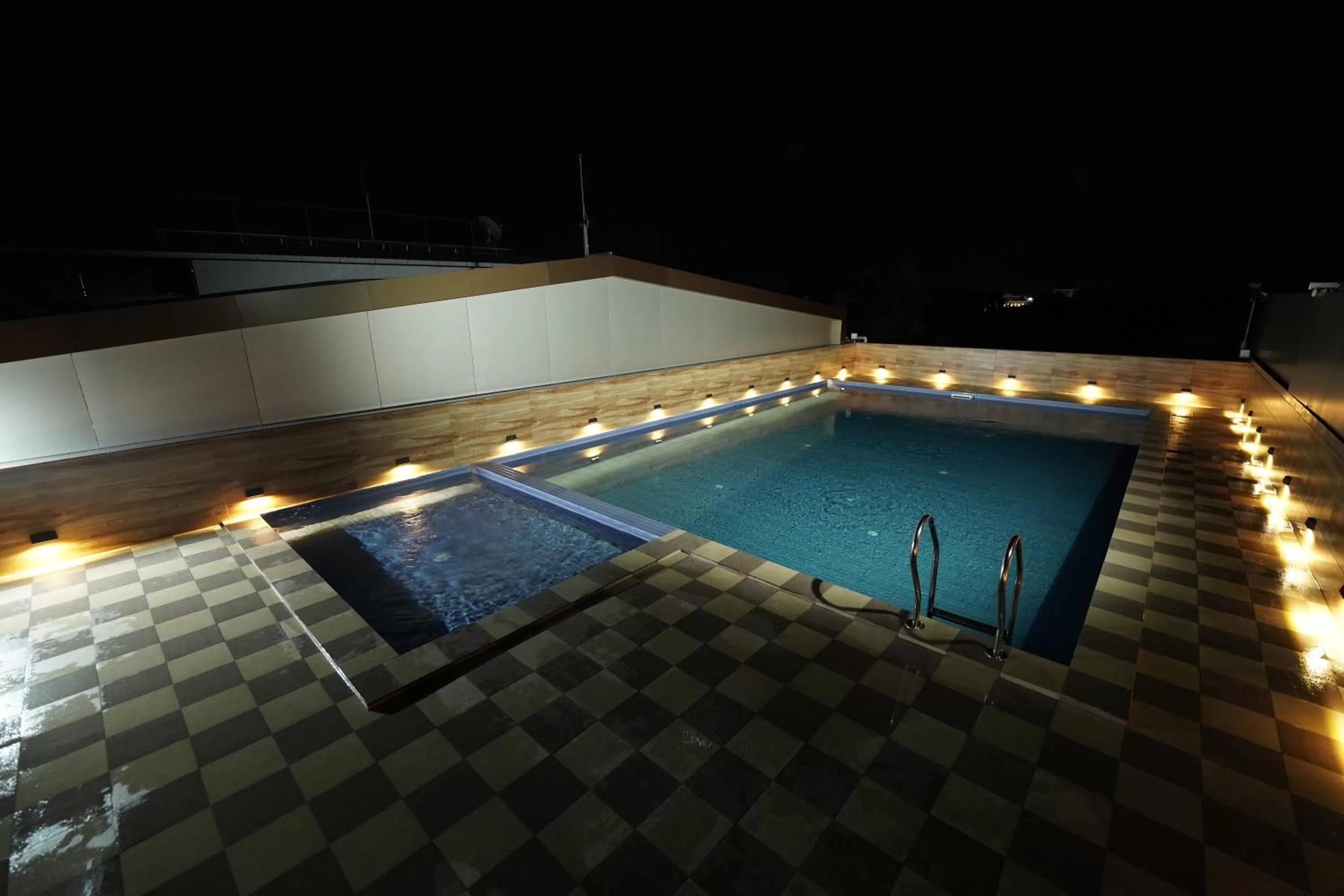 Hotel Newline Orchid