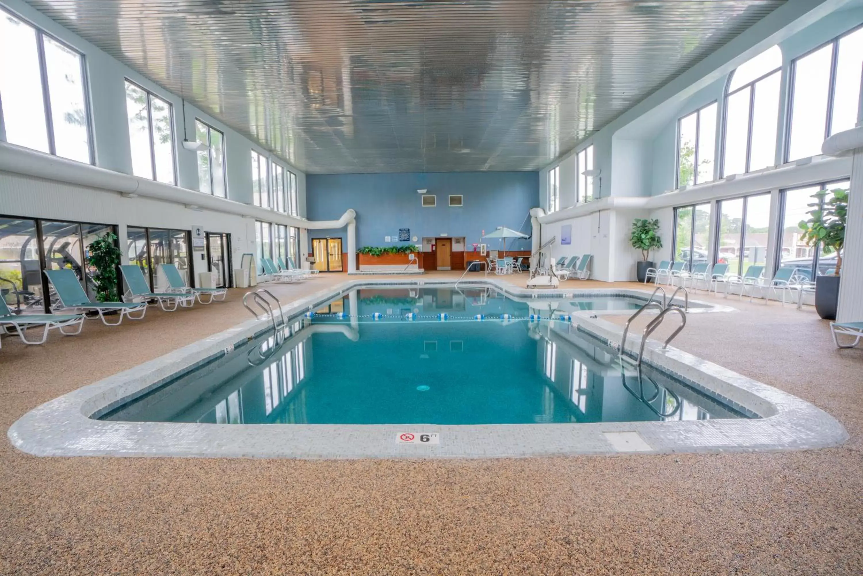 Swimming Pool in All Seasons Resort