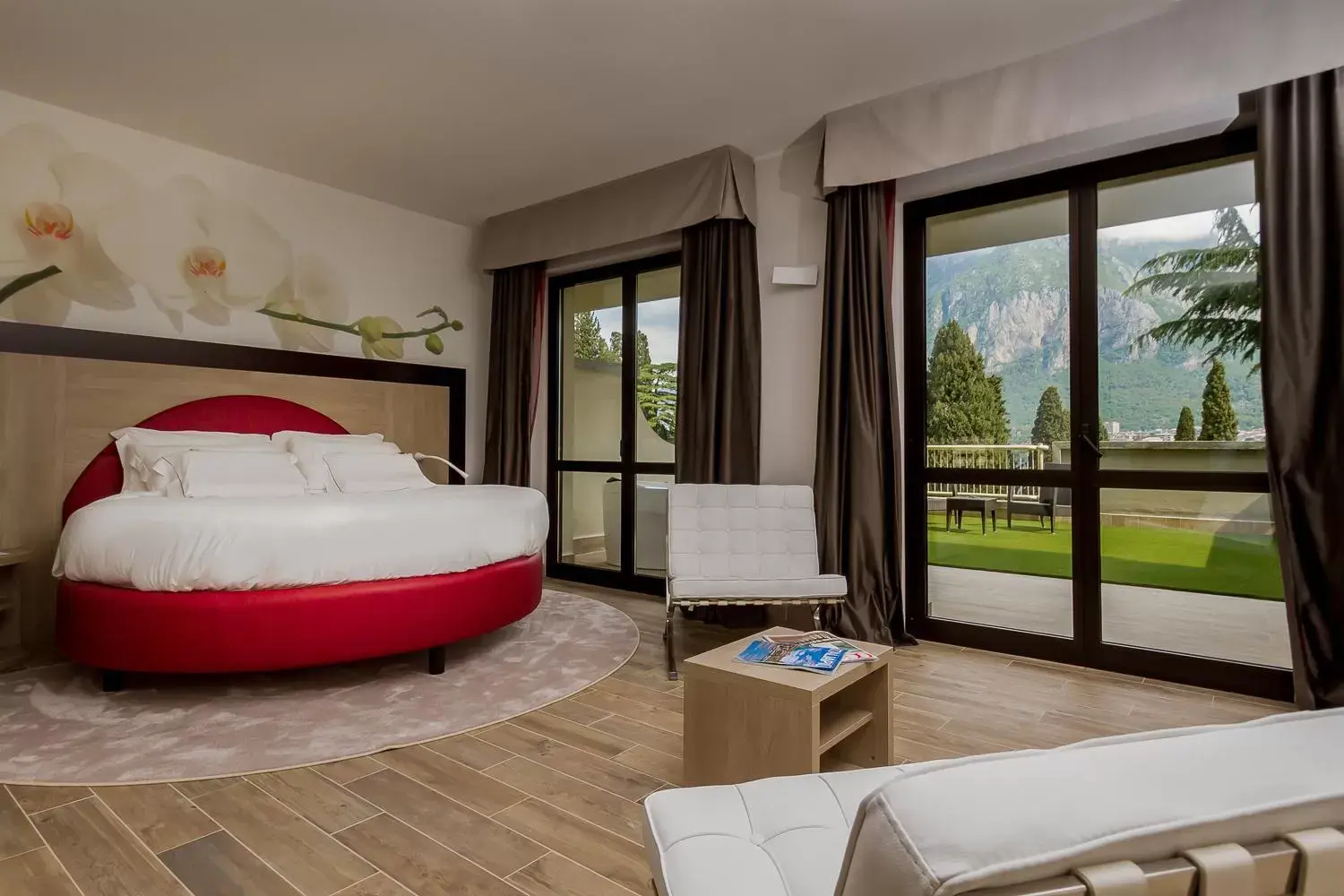 Bedroom, Bed in Hotel Griso Collection