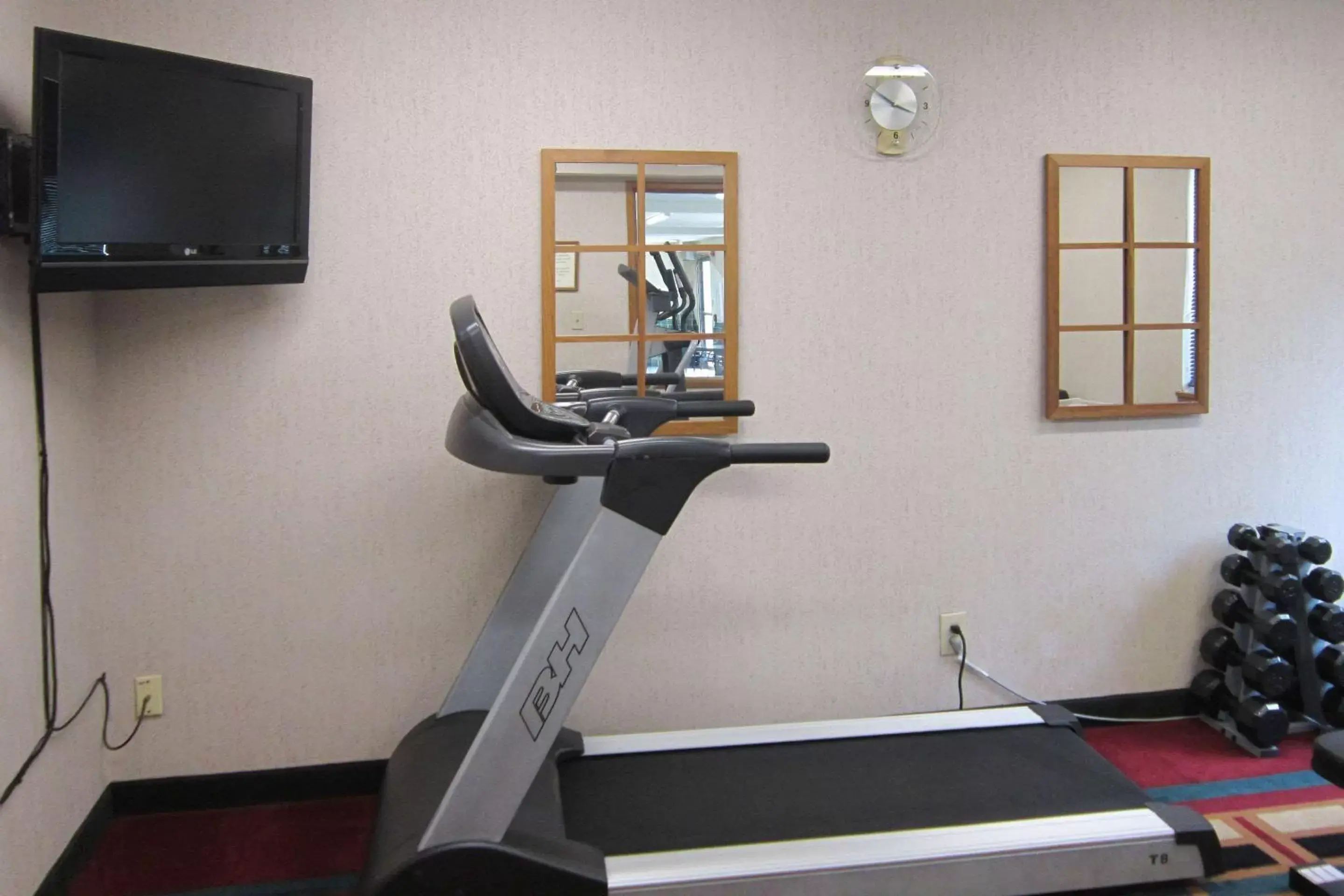 Fitness centre/facilities in Quality Inn Nashville - Bloomington Fitness centre/facilities in Quality Inn Nashville - Bloomington