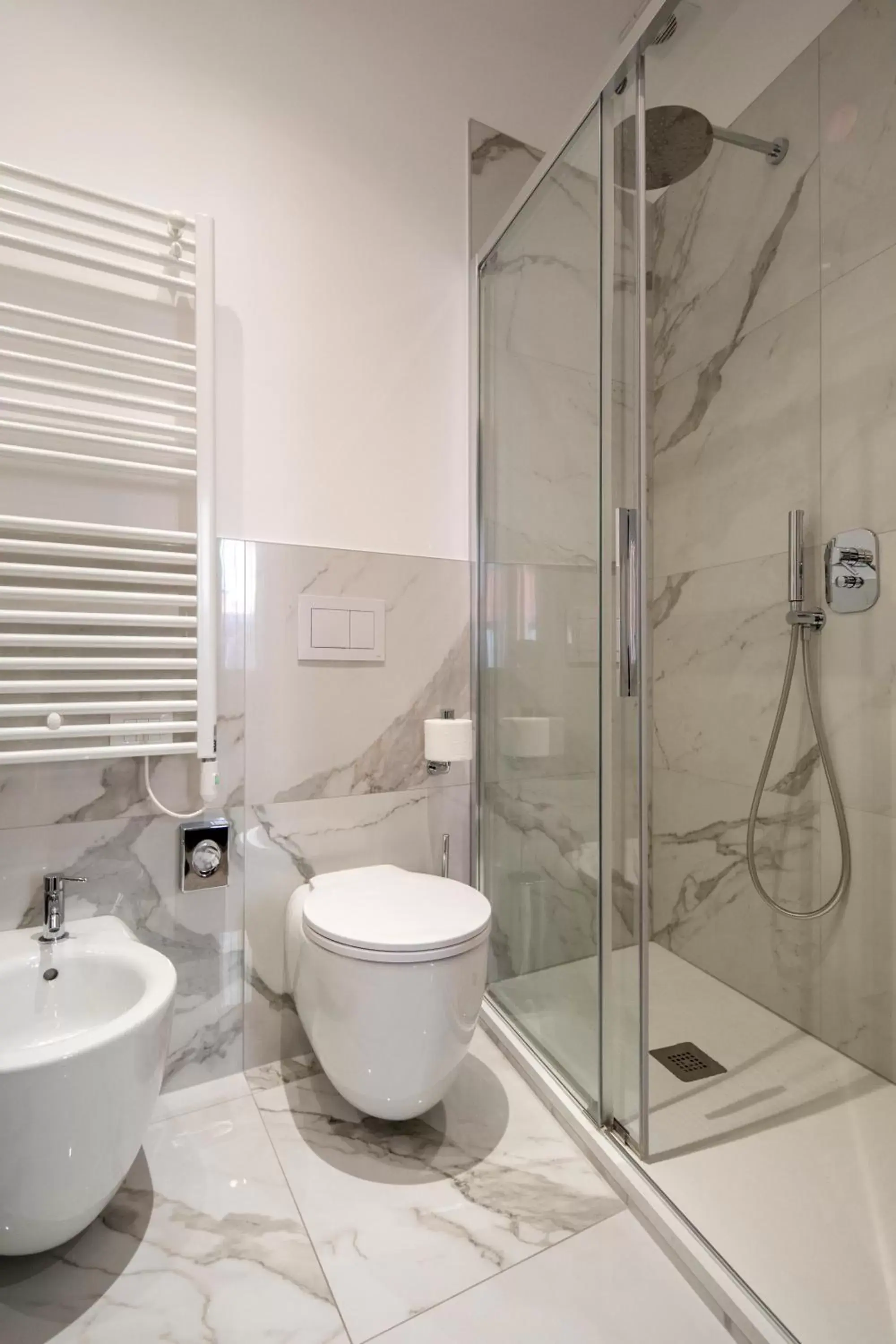 Shower, Bathroom in Alle Guglie Boutique Hotel