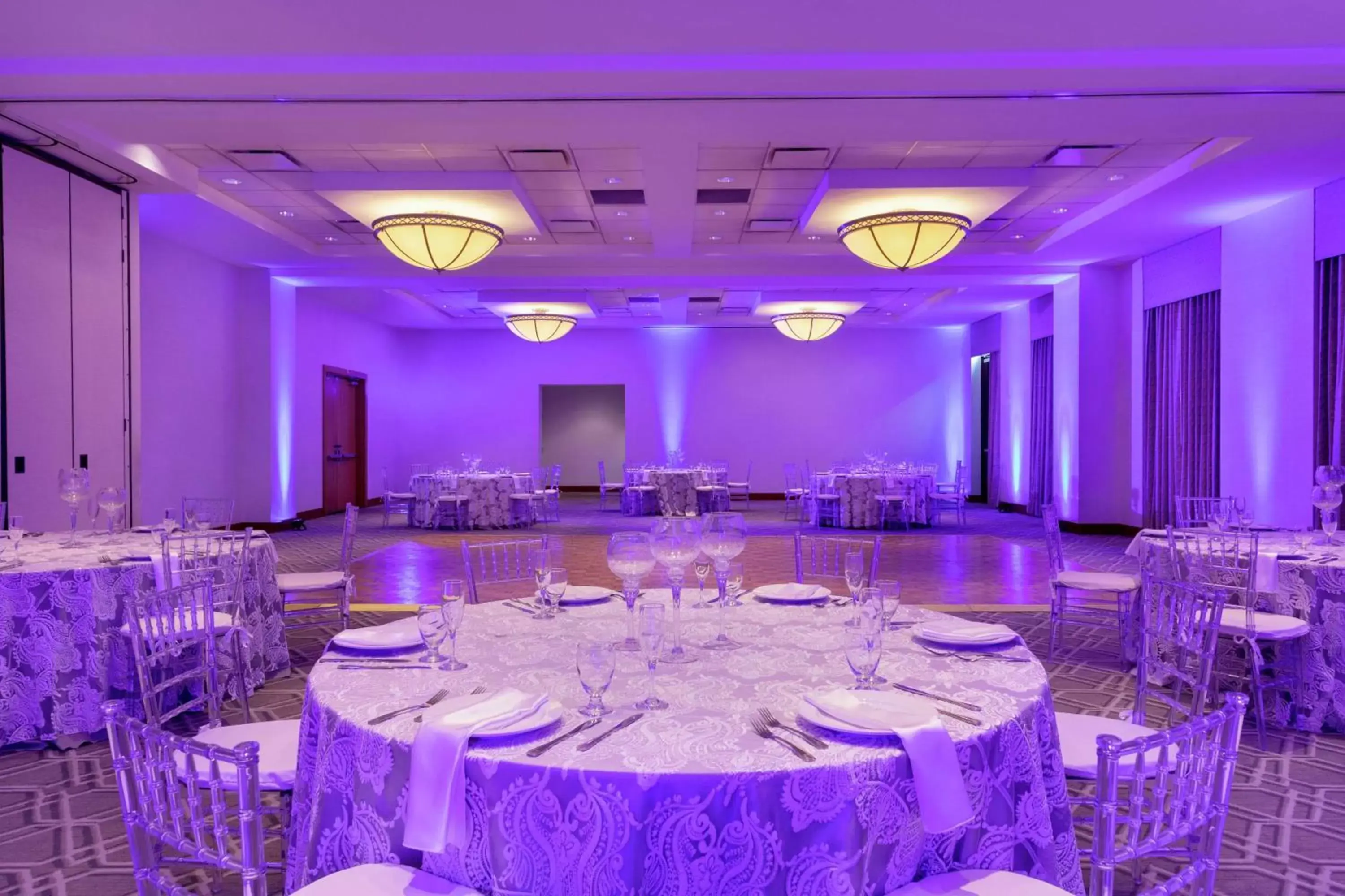 Meeting/conference room, Banquet Facilities in Embassy Suites Boston at Logan Airport