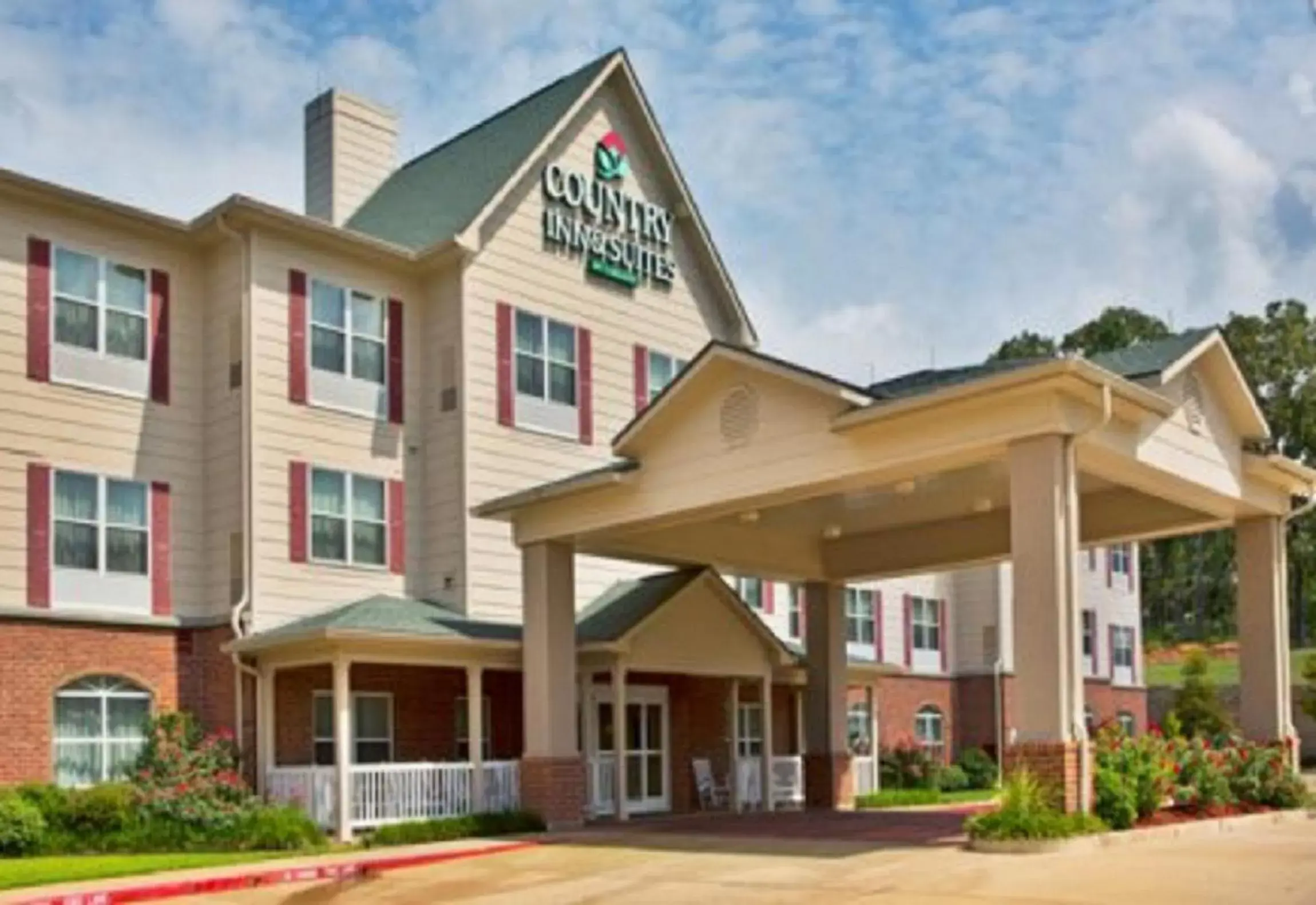 Facade/entrance in Country Inn & Suites by Radisson, Pineville, LA Facade/entrance in Country Inn & Suites by Radisson, Pineville, LA