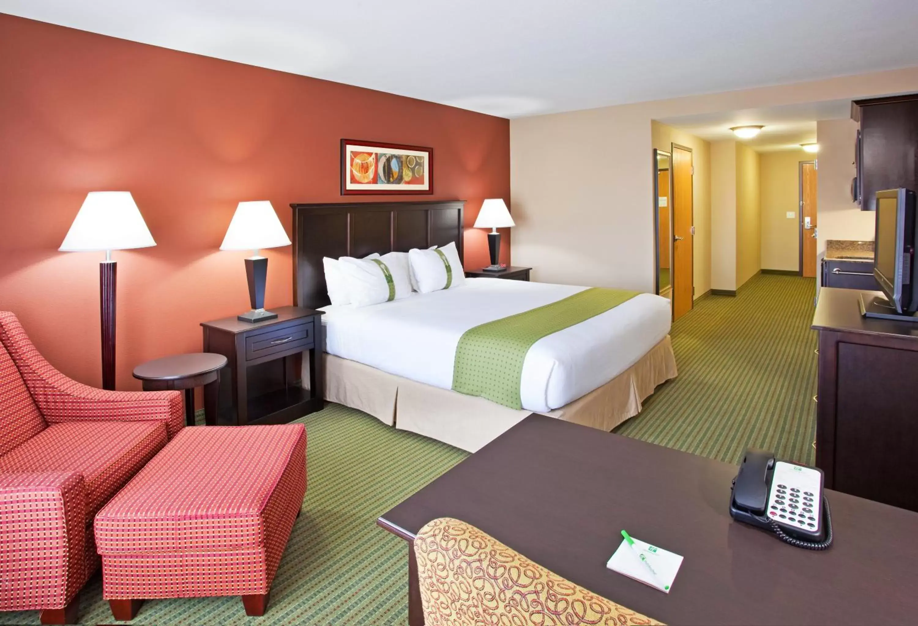 Photo of the whole room in Holiday Inn Midland, an IHG Hotel