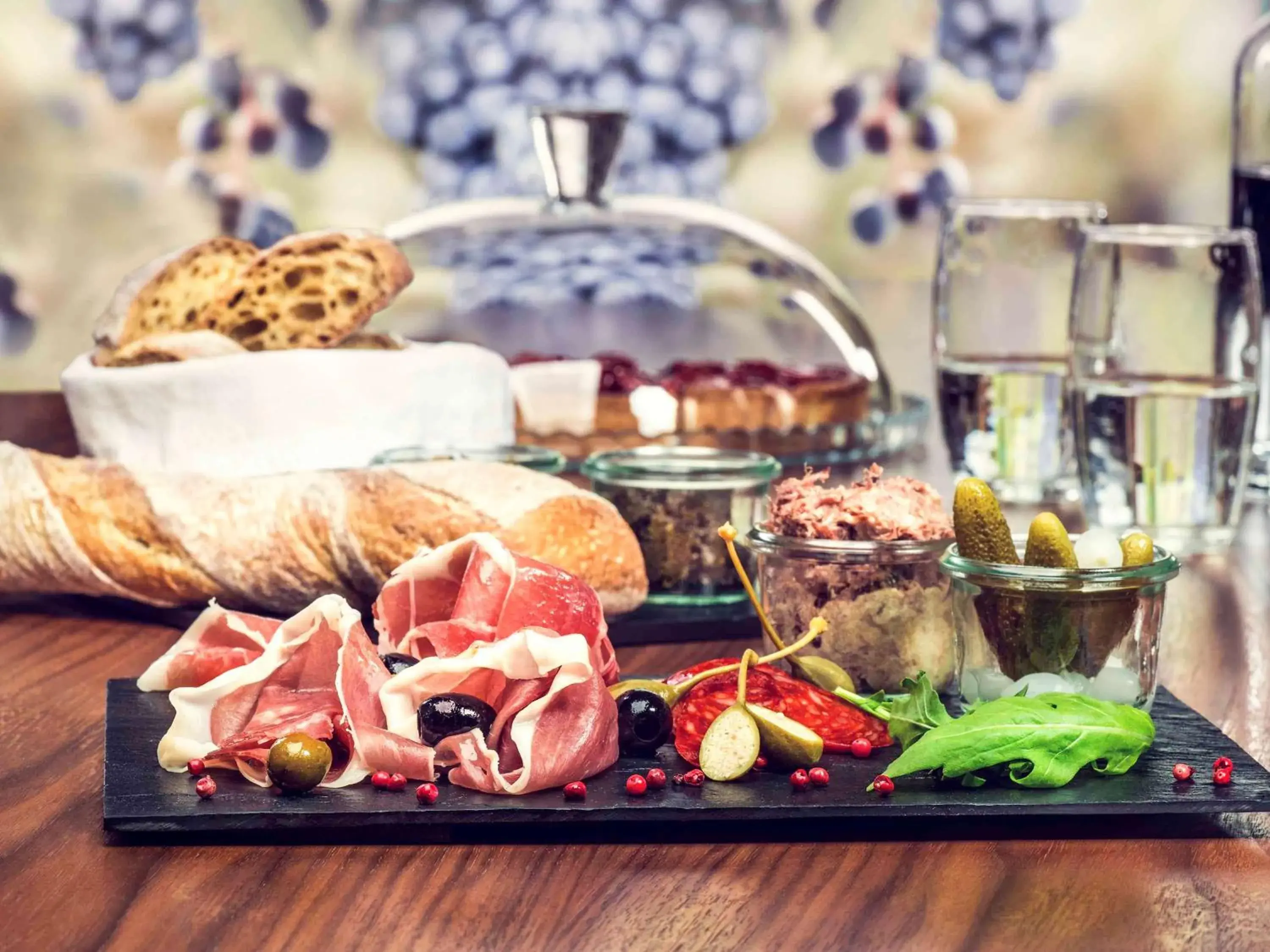 Restaurant/places to eat in Hotel Mercure Toruń Centrum Restaurant/places to eat in Hotel Mercure Toruń Centrum