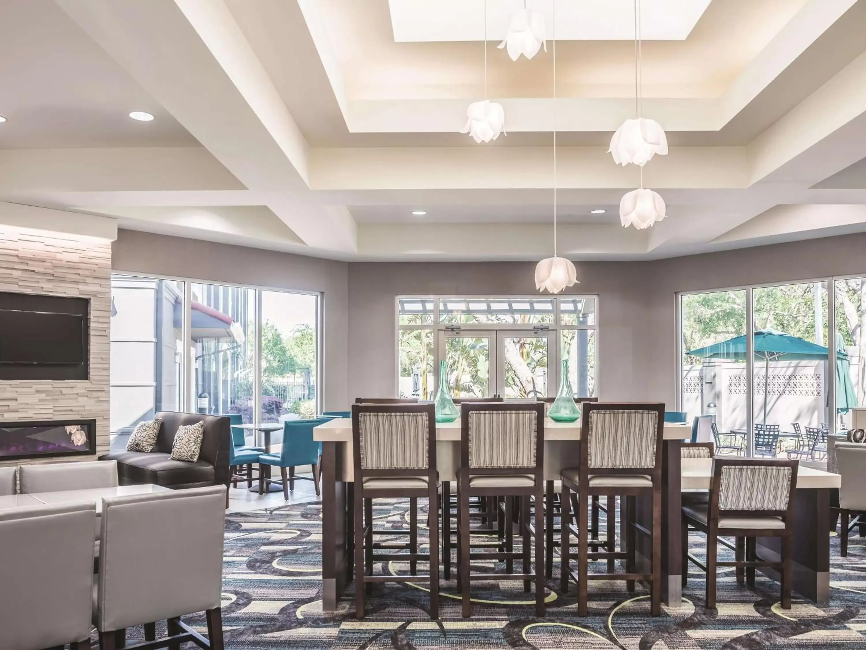 Lobby or reception, Restaurant/Places to Eat in La Quinta by Wyndham Orlando Lake Mary