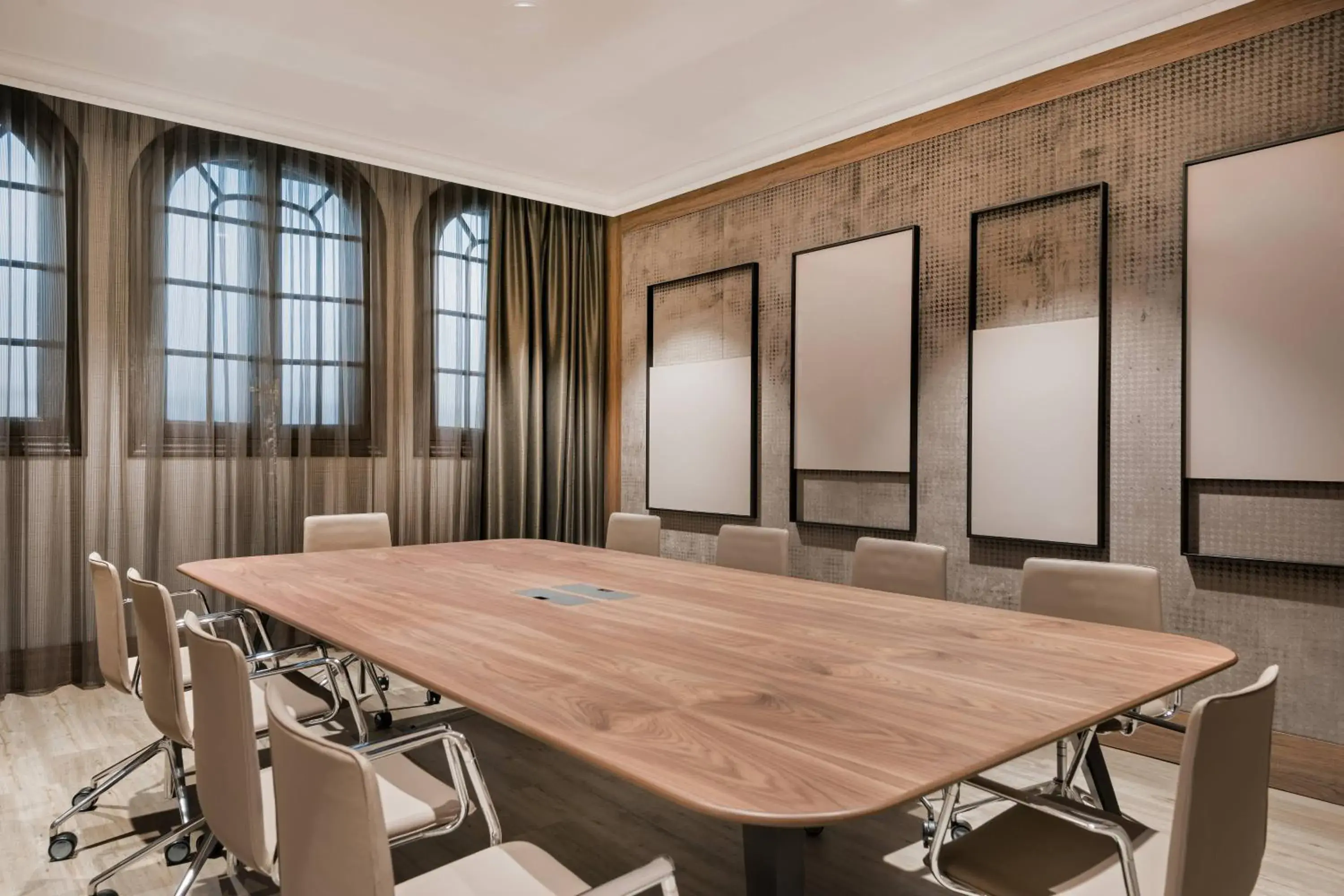 Meeting/conference room in Círculo Gran Vía, Autograph Collection (Adults Only)