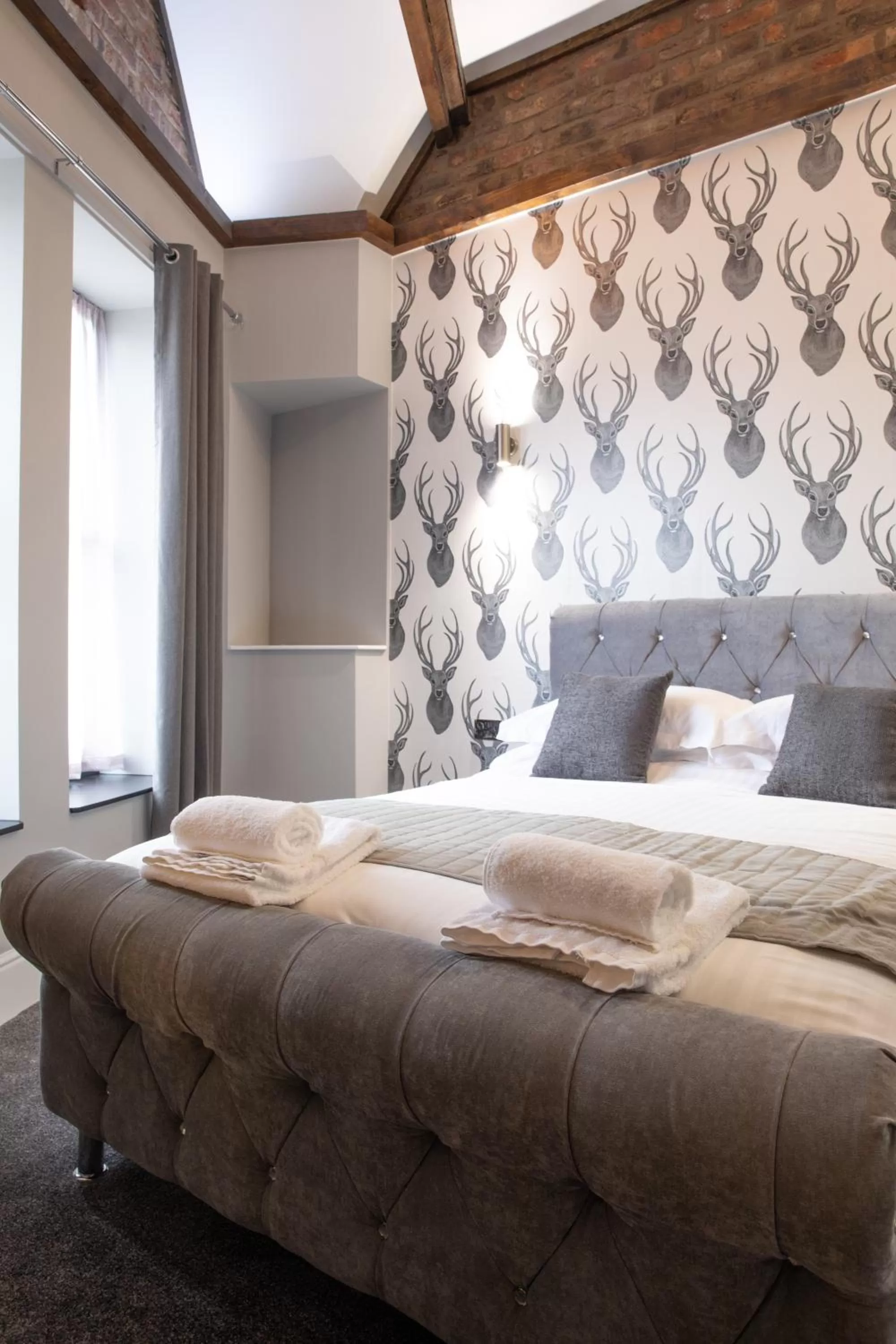 Bed in The Glebe Hotel