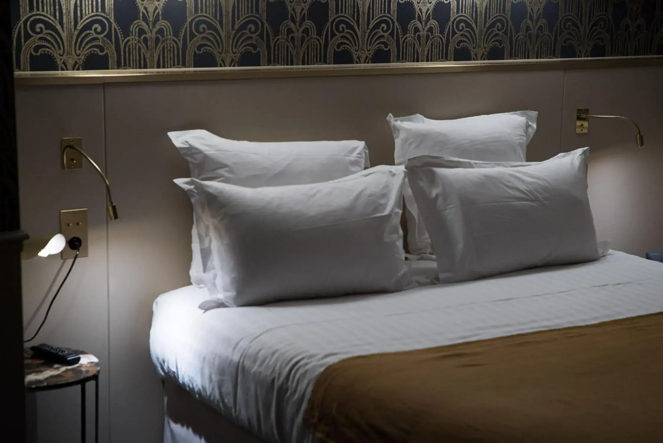 Bed in Hôtel Léna