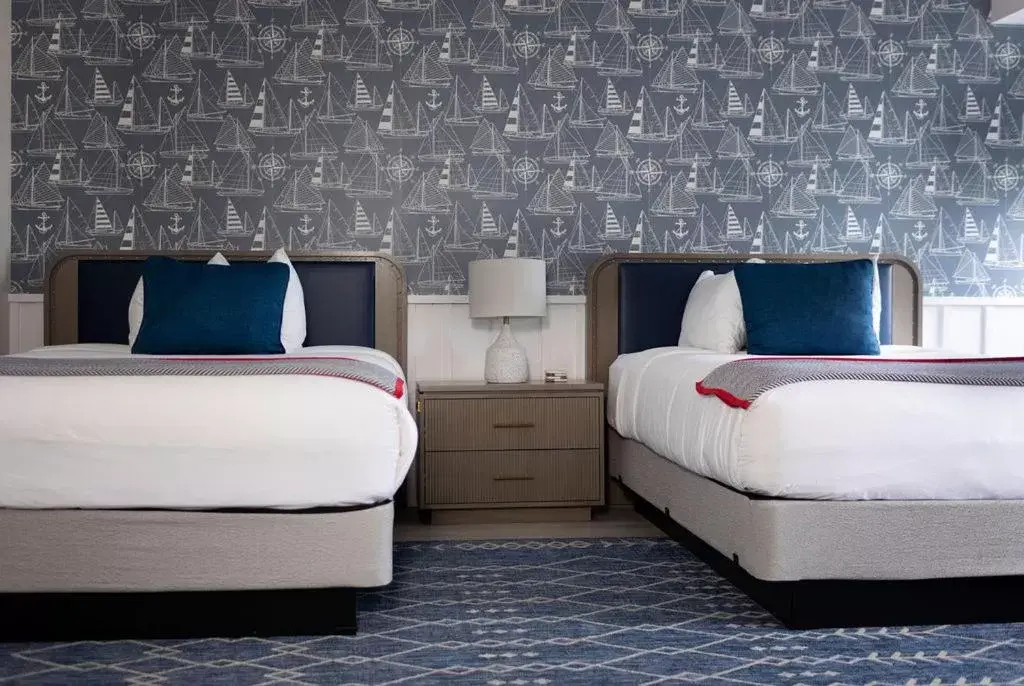 Bed in Danfords Hotel & Marina