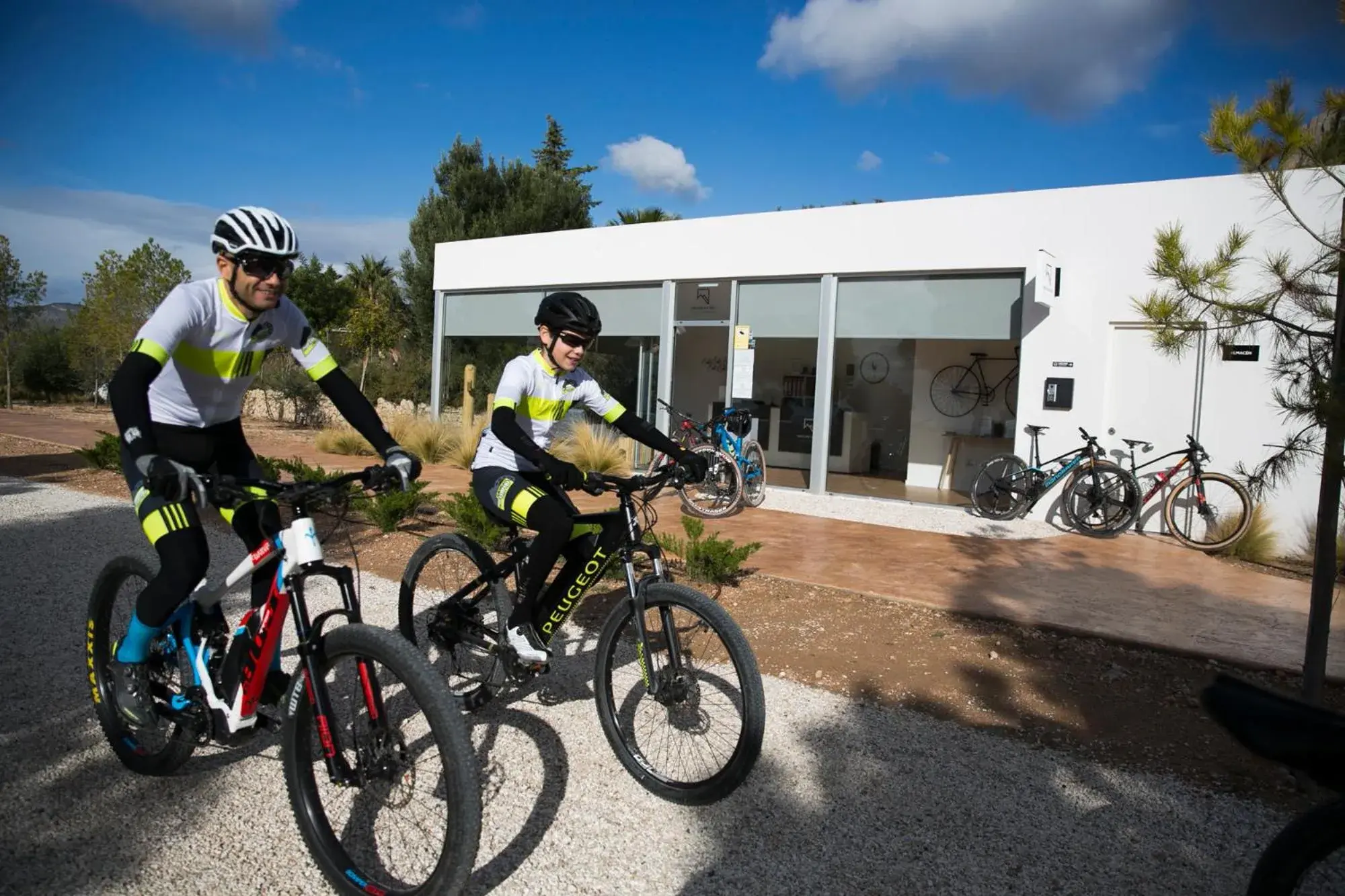 Cycling, Biking in Puig Campana Nature Suites Hotel & BTT