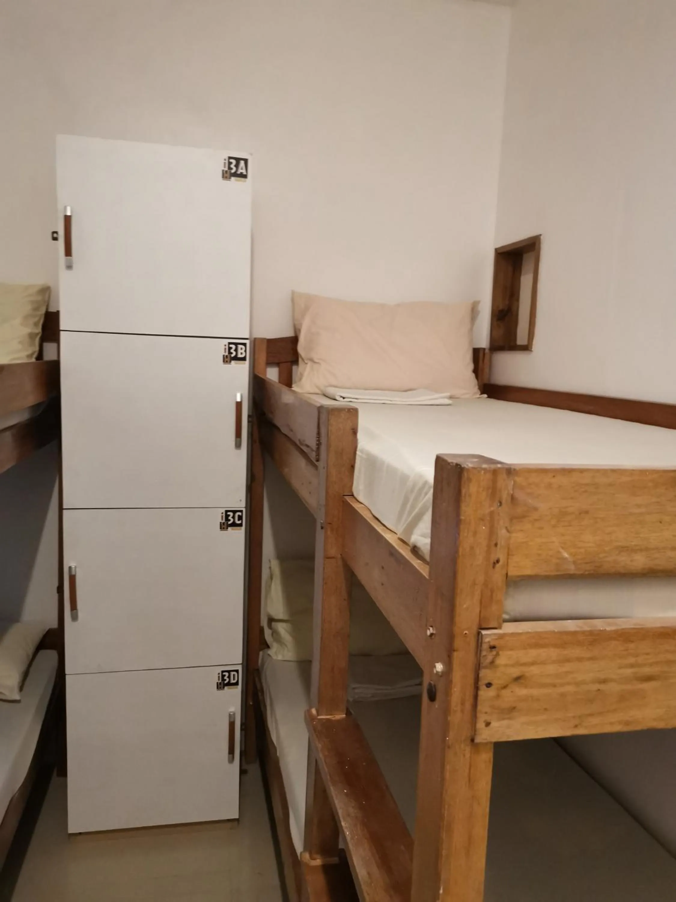 bunk bed, Bed in One Hostel - El Nido