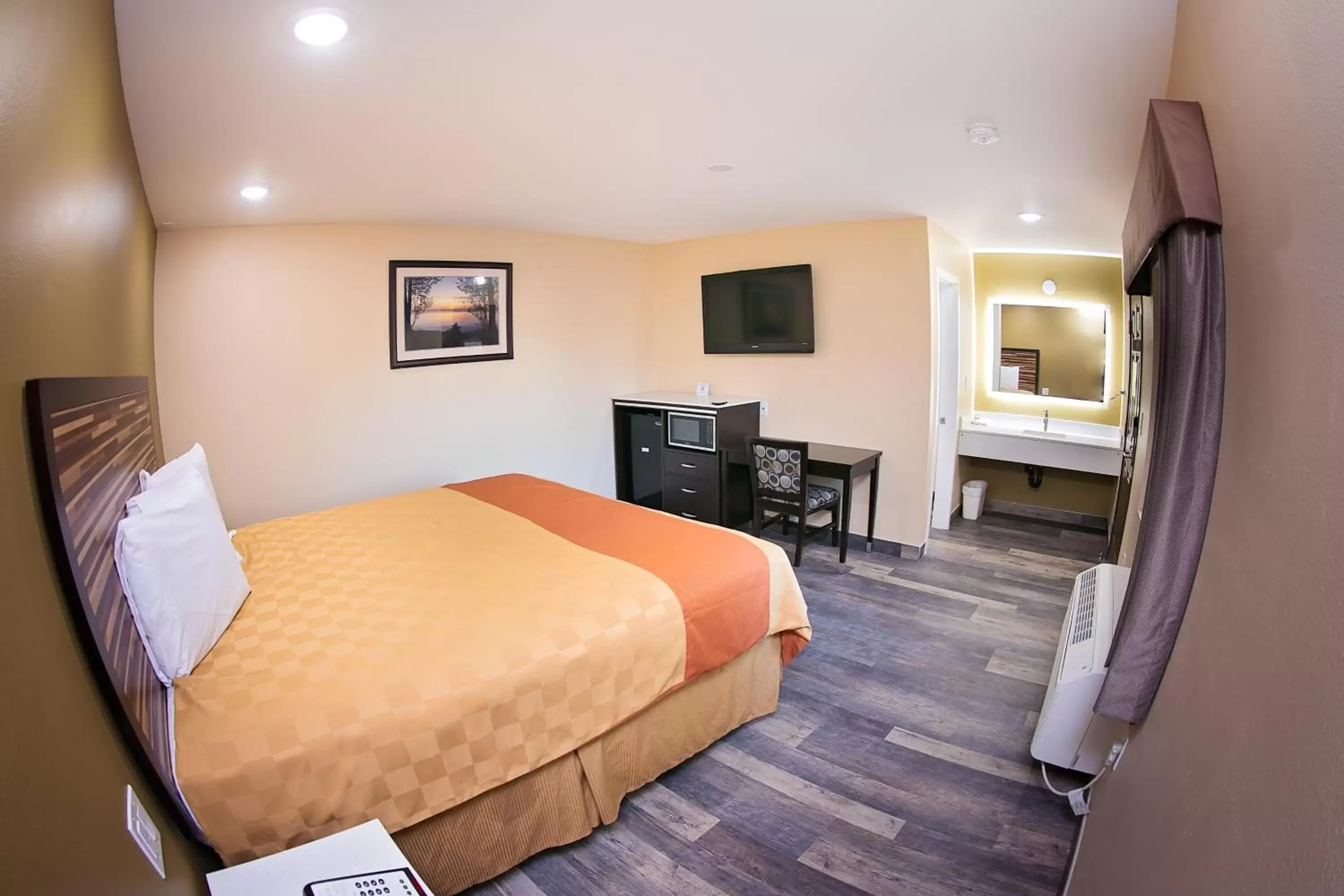 Bed in GAREY MOTEL Bed in GAREY MOTEL