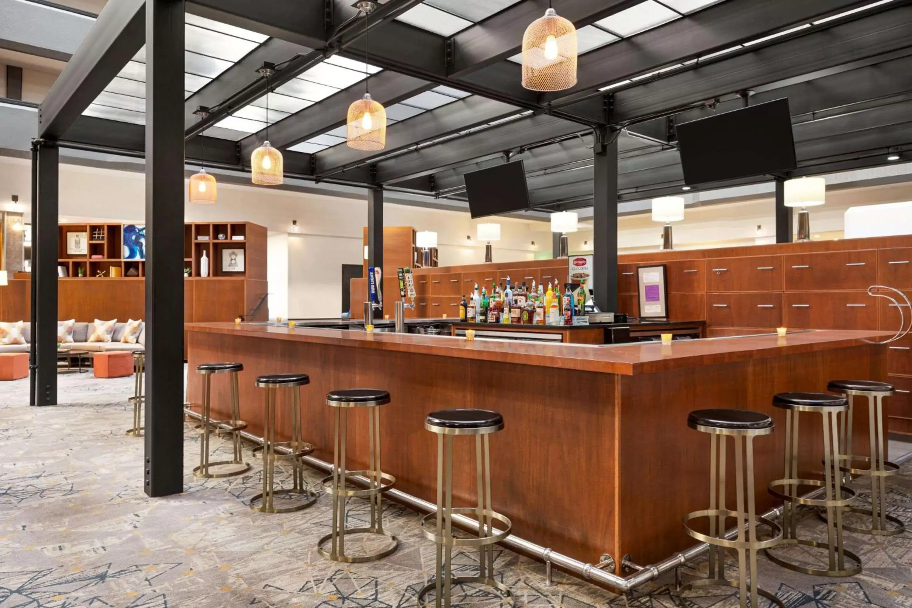 Lounge or bar, Lounge/Bar in Wyndham Fort Smith City Center